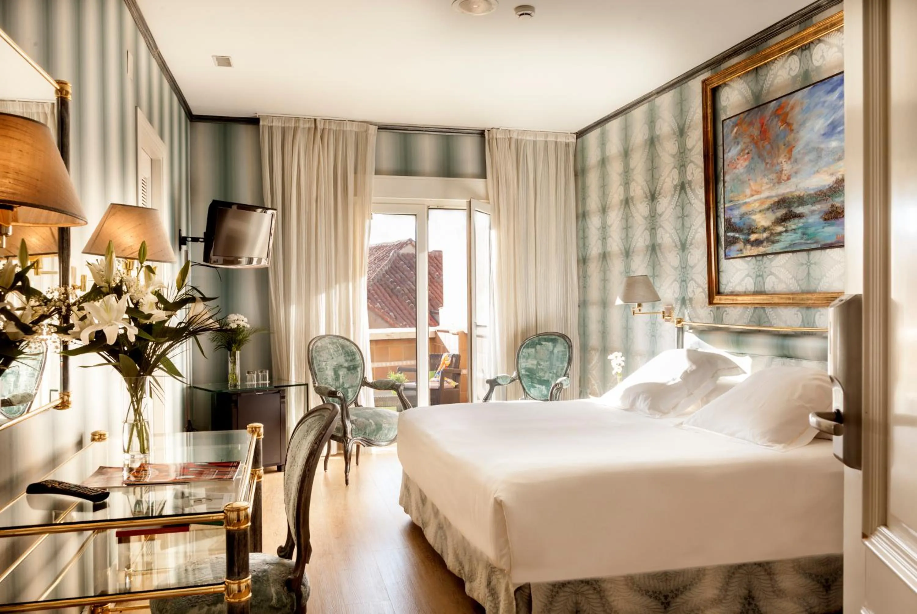 Photo of the whole room, Bed in Inhala Hotel Garden