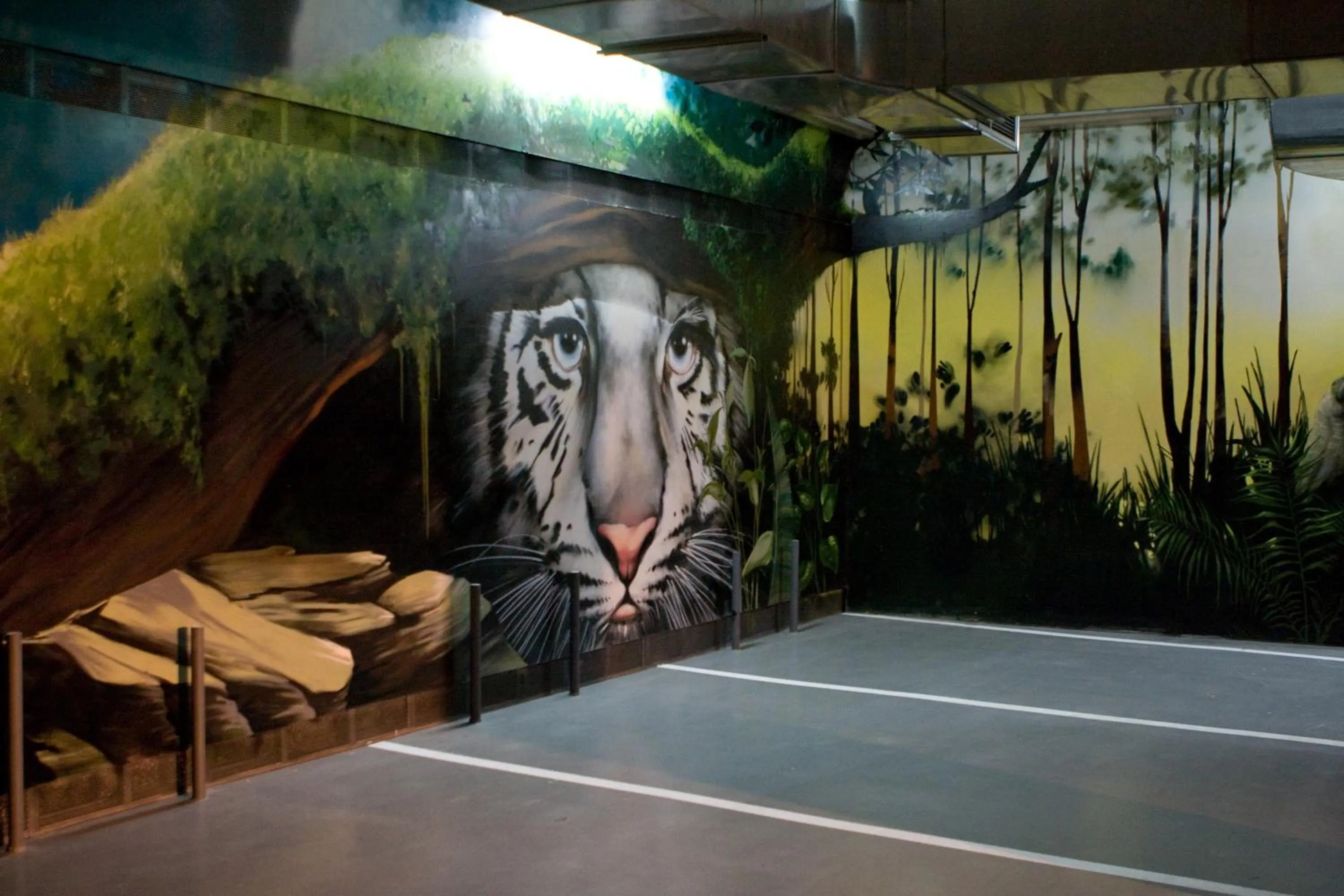 People in Inhala Hotel Garden