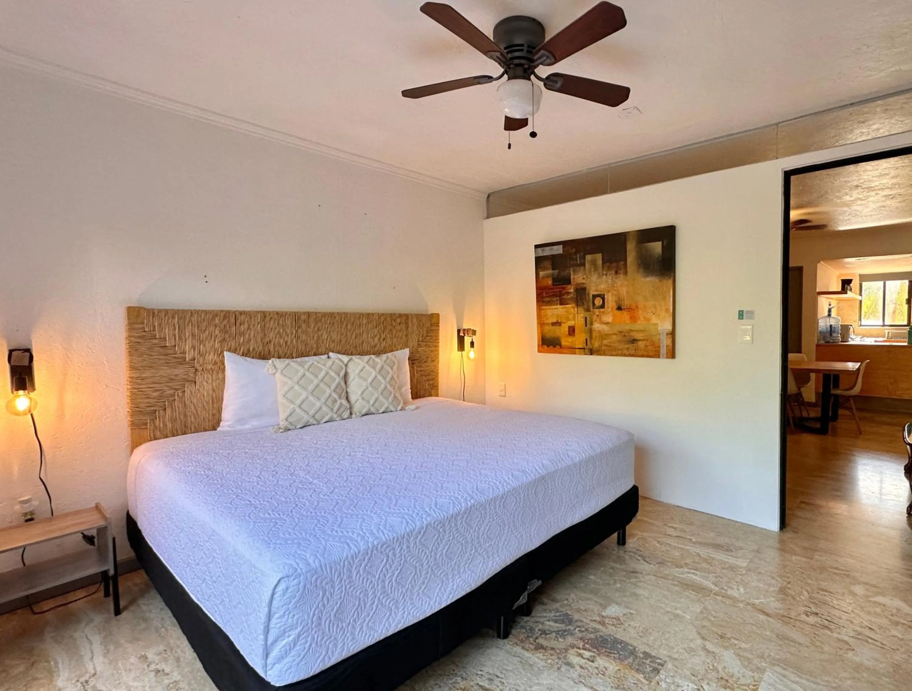 Bedroom, Bed in Villas Tropical By Andiani