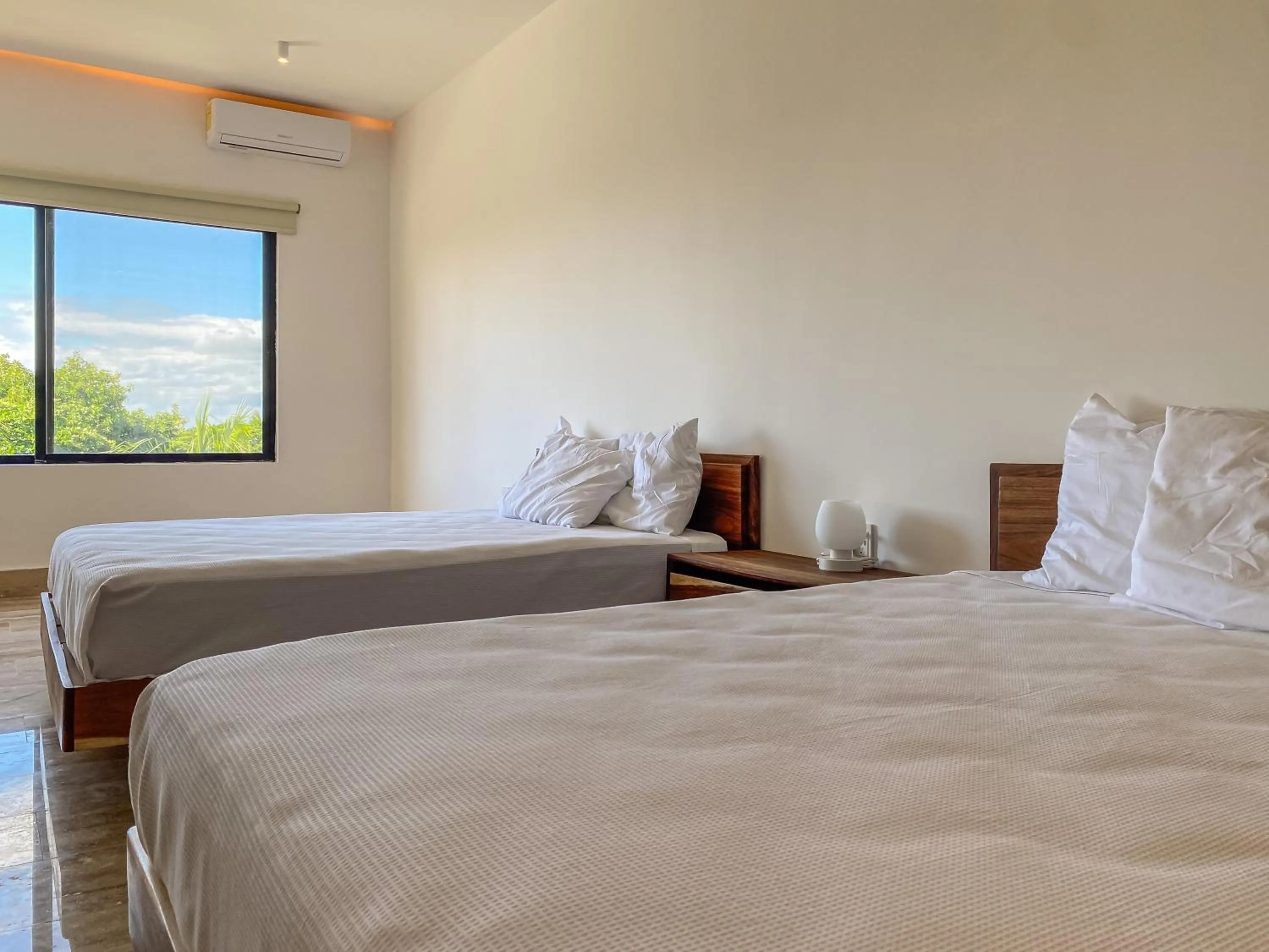 Bedroom, Bed in Villas Tropical By Andiani