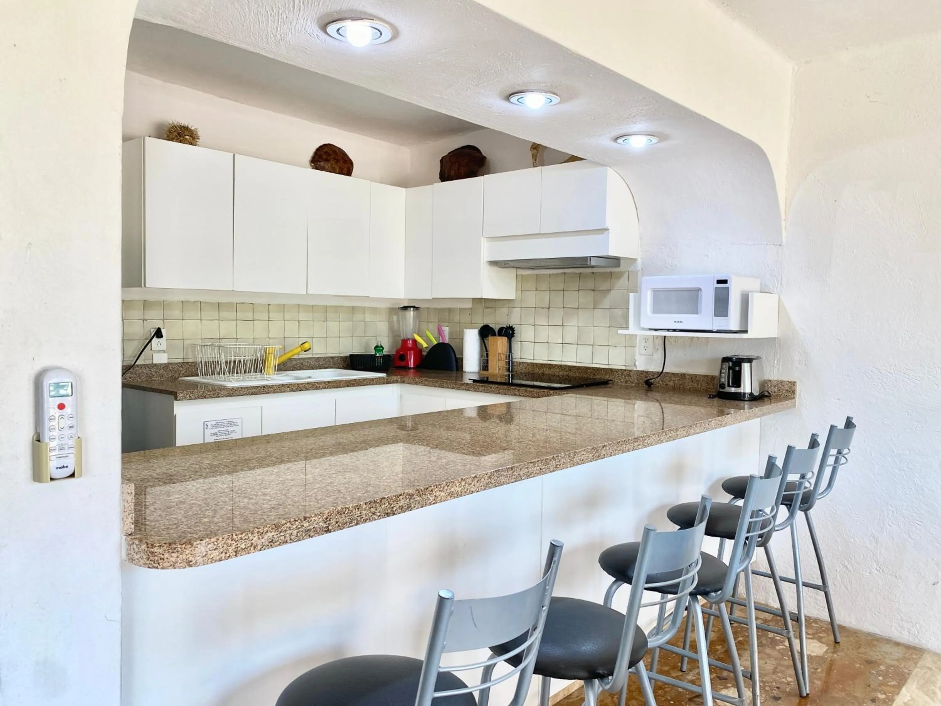 kitchen in Villas Tropical By Andiani