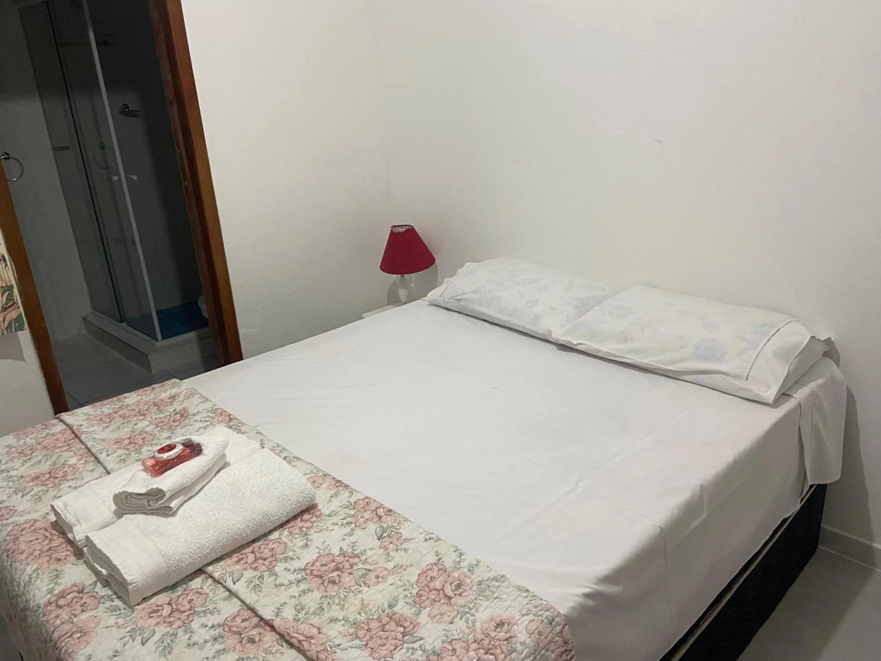 View (from property/room), Bed in Pousada Maresias de Geribá