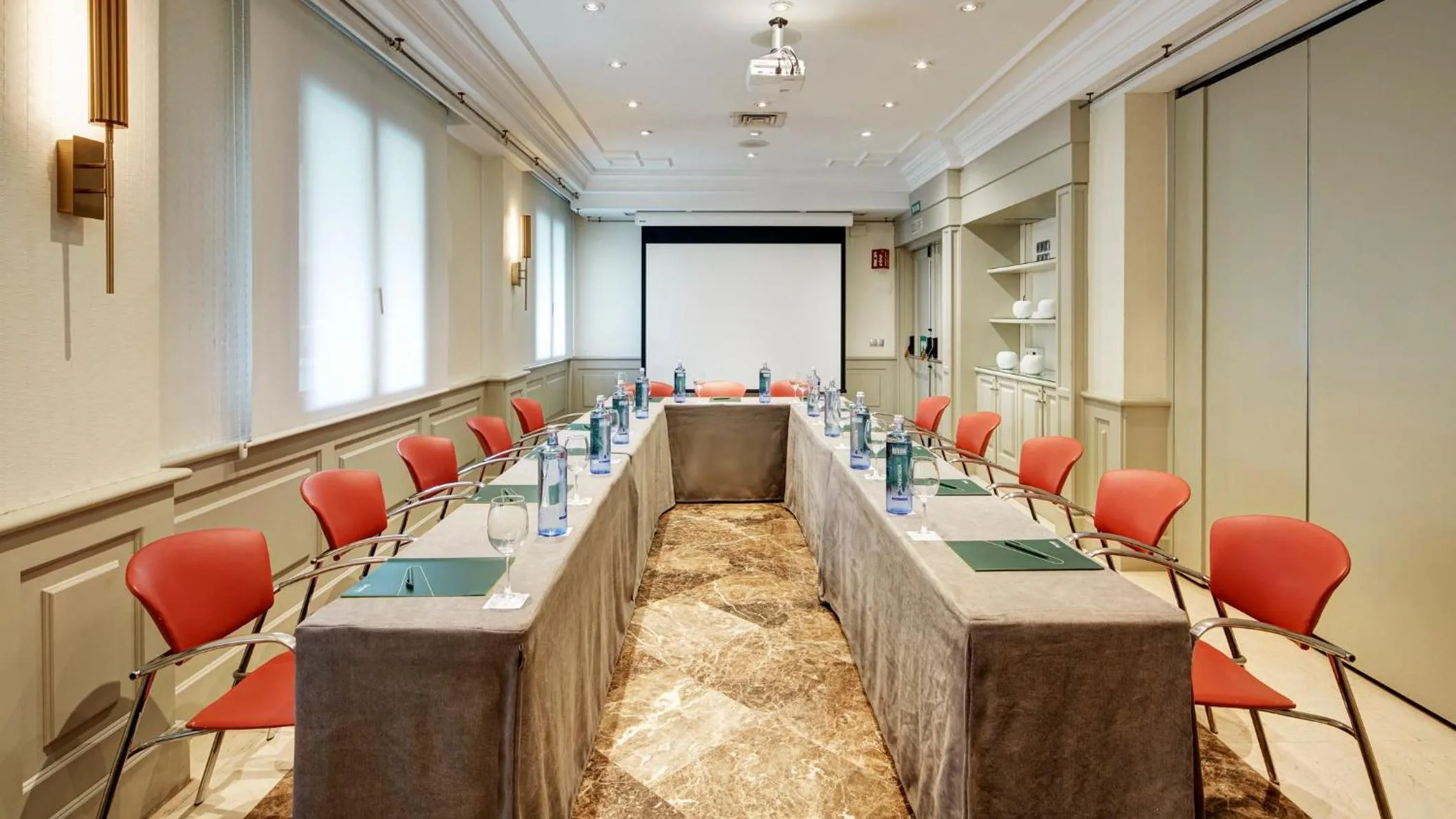 Meeting/conference room in Sercotel Gran Hotel Conde Duque