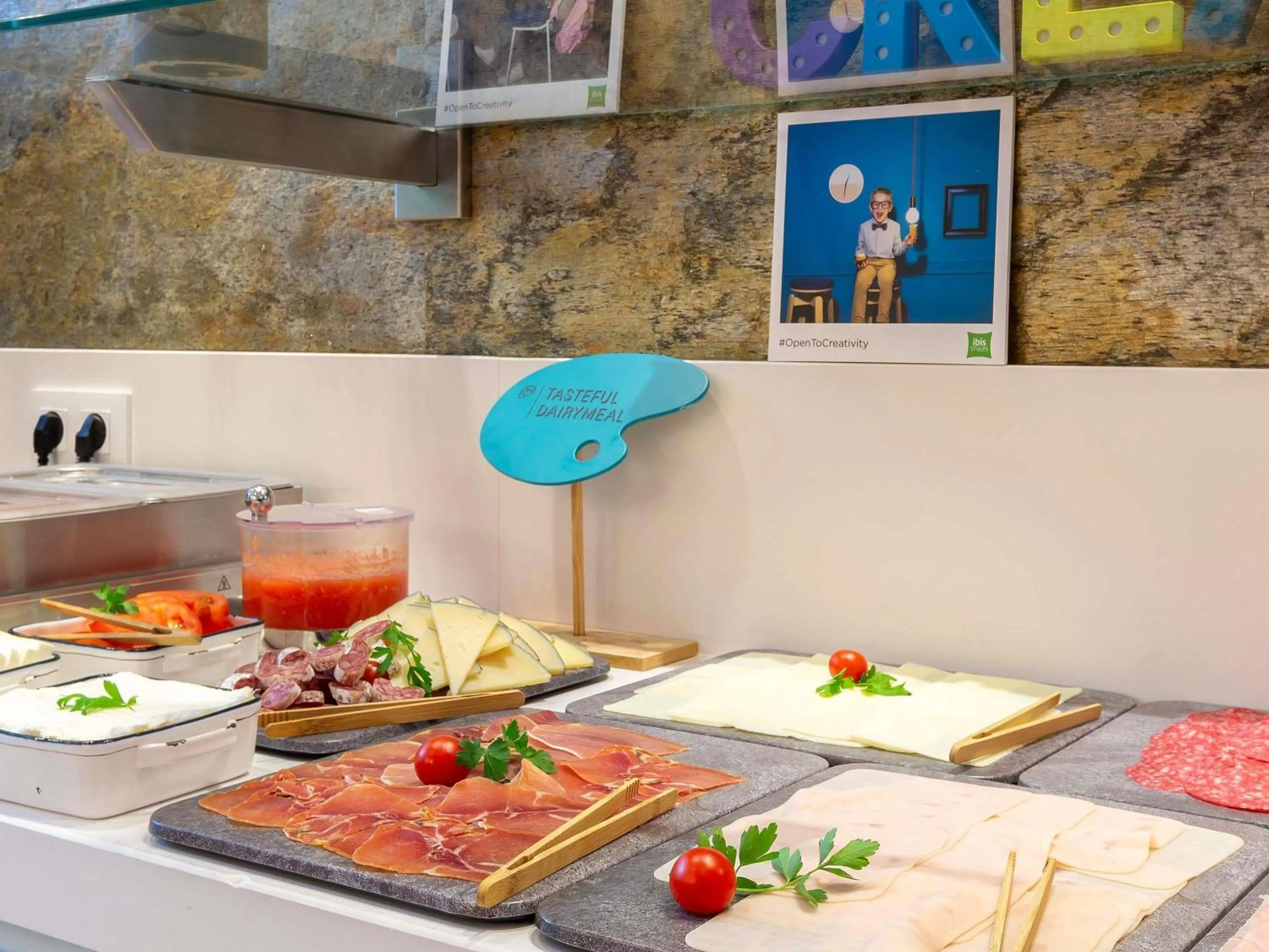 Breakfast in Ibis Styles Madrid Prado