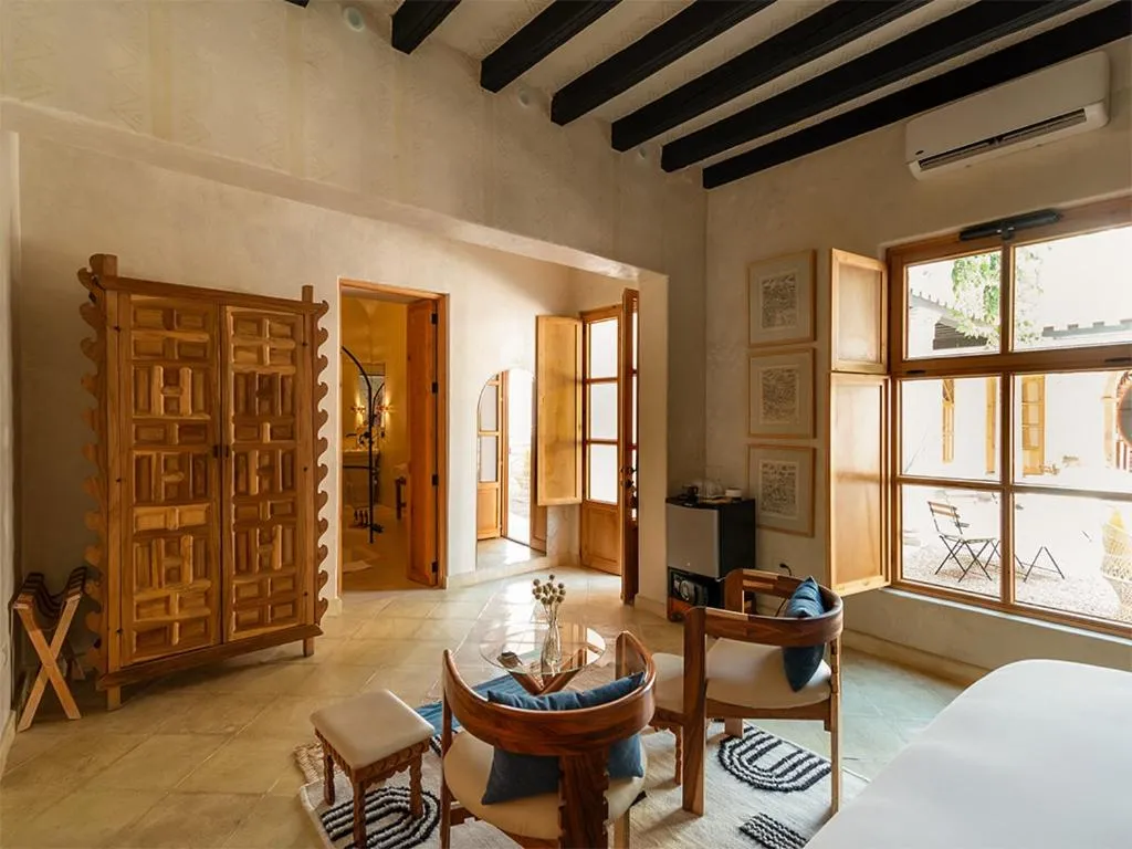 Living room in La Valise San Miguel de Allende, Member of Small Luxury Hotels