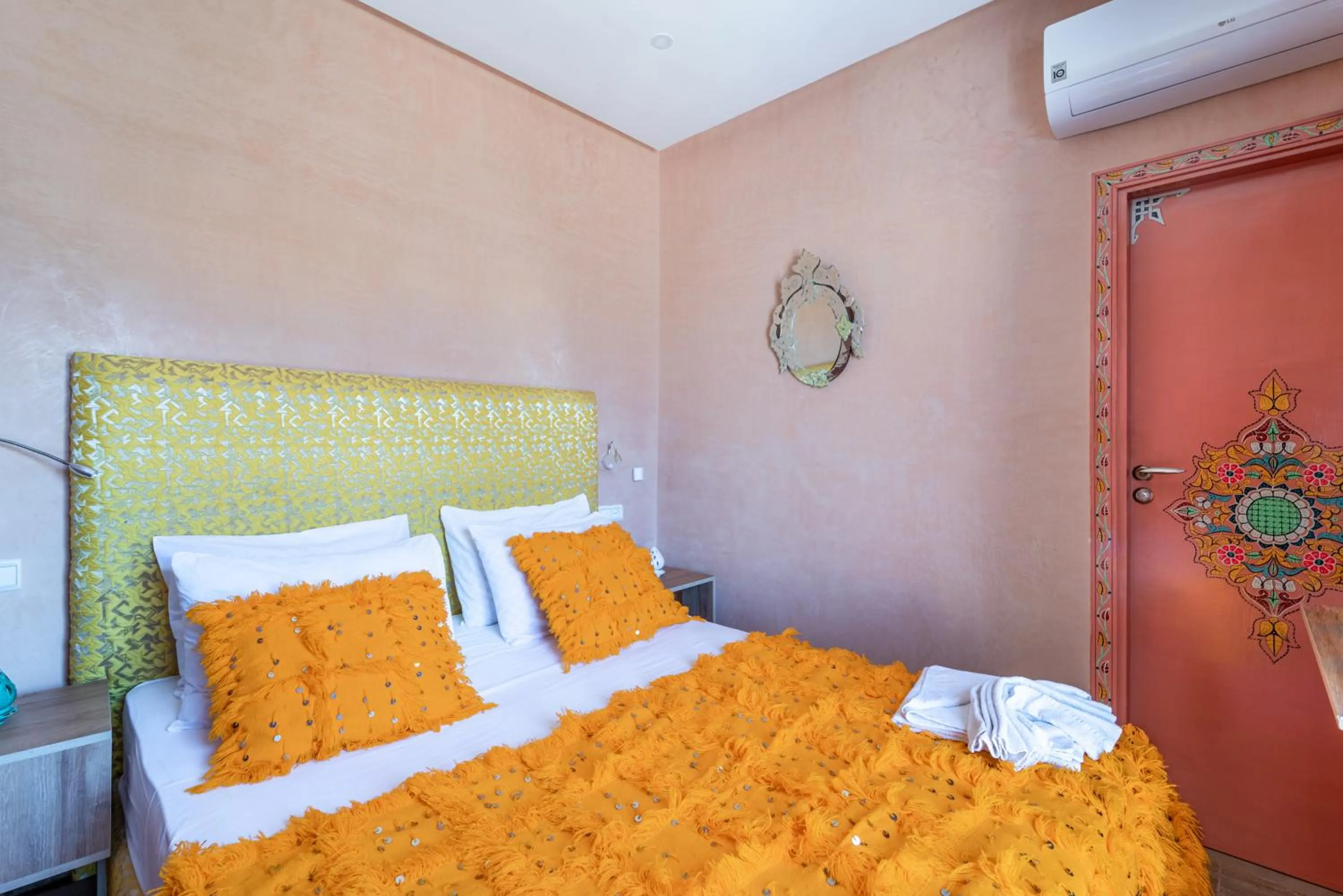 Bed in Riad Les Nuits De Fès