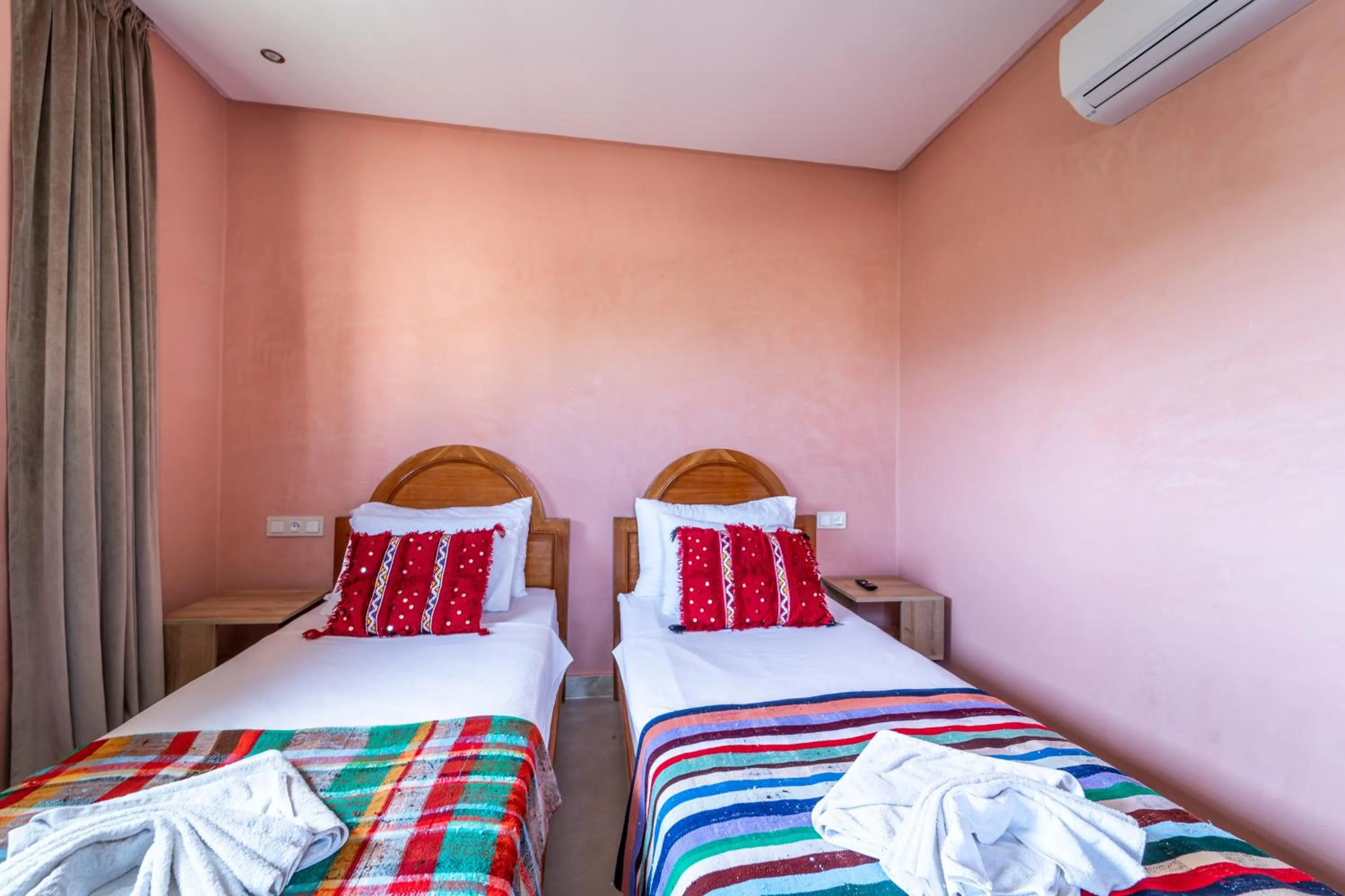 Photo of the whole room, Bed in Riad Les Nuits De Fès