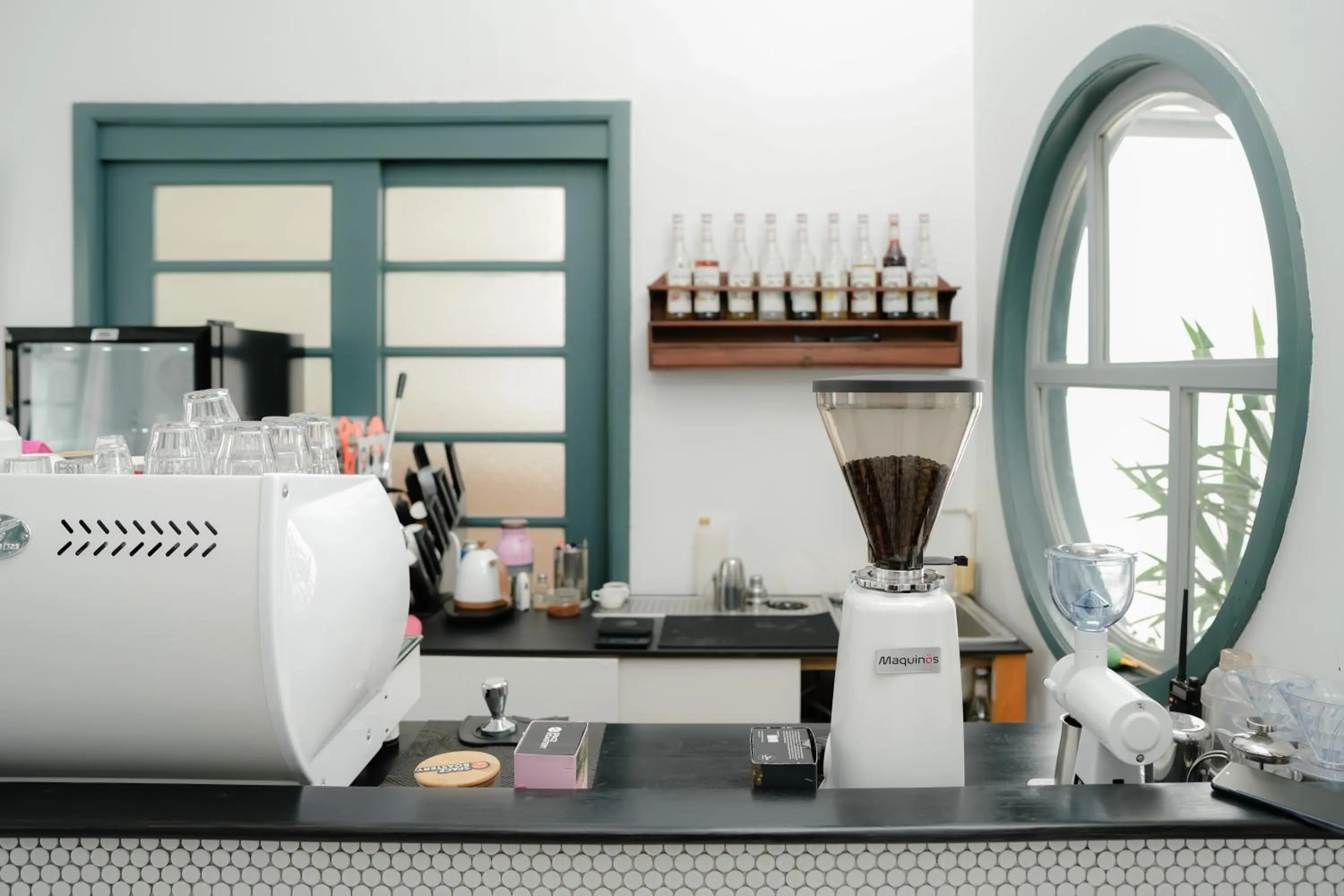 Coffee/tea facilities in CERIA HOTEL at Alun Alun Yogyakarta