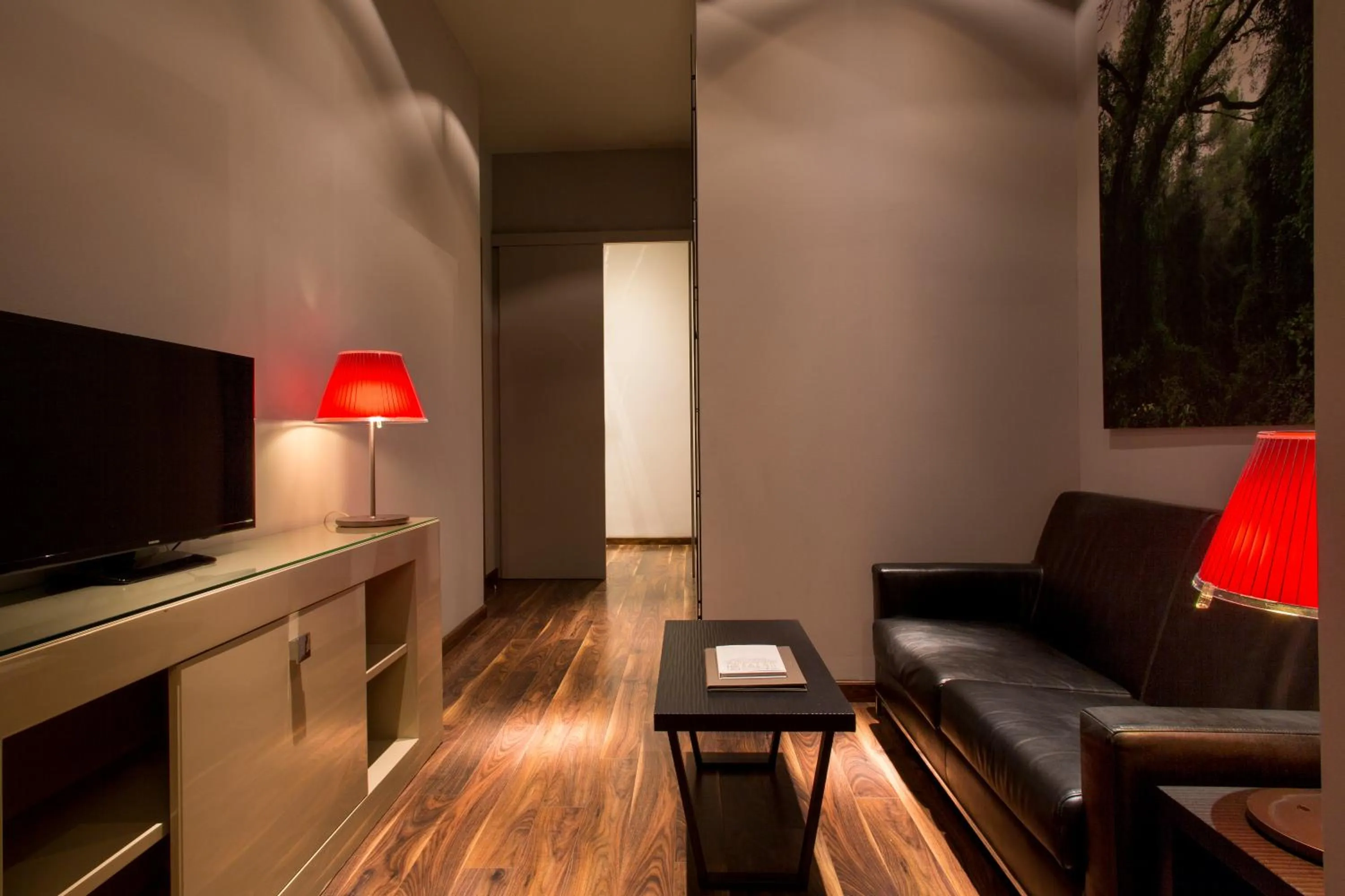 TV and multimedia in Hotel Balmes, a member of Preferred Hotels & Resorts