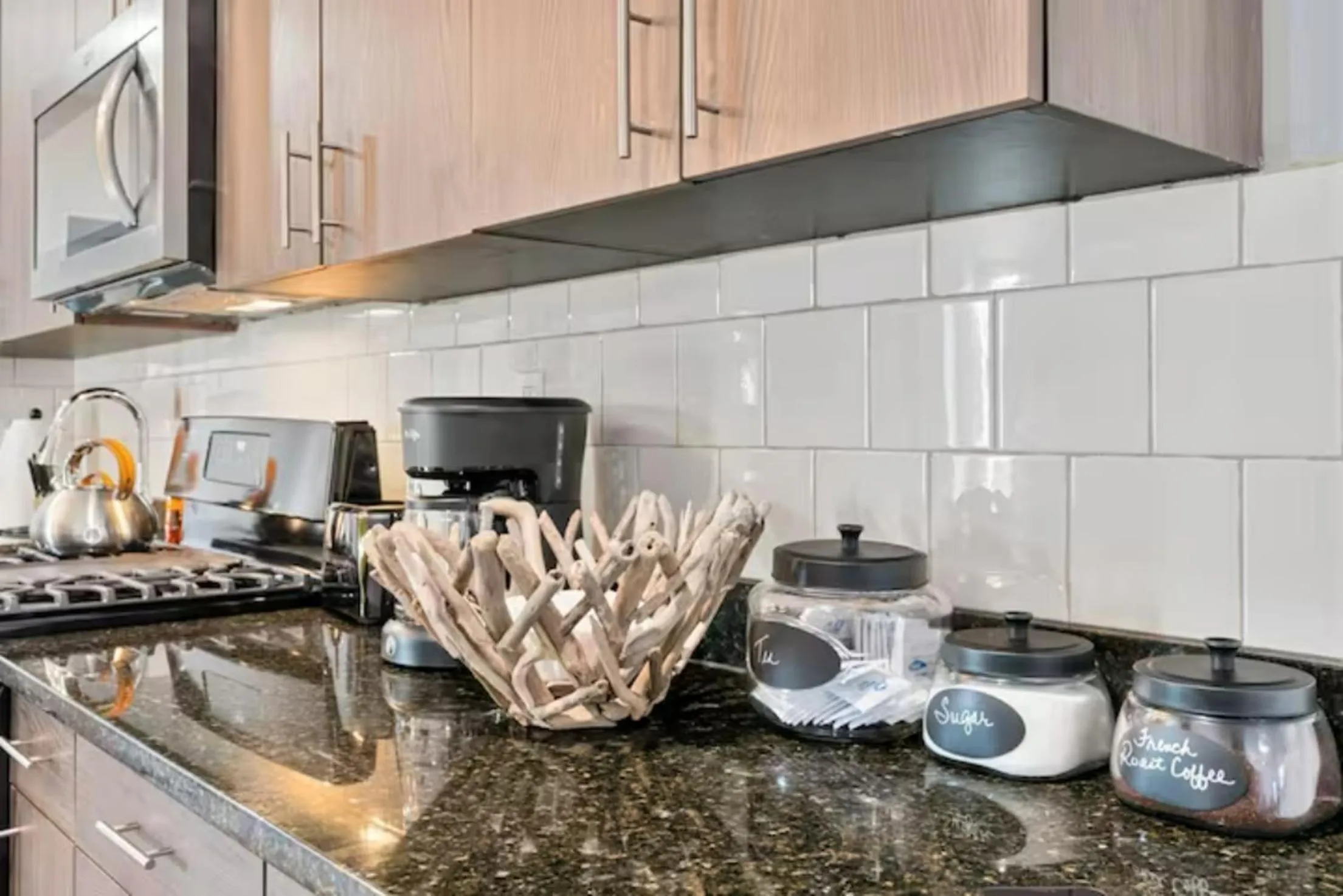 Coffee/tea facilities in Urban Oasis Ed Sheeran Vibes 15 Mins Away