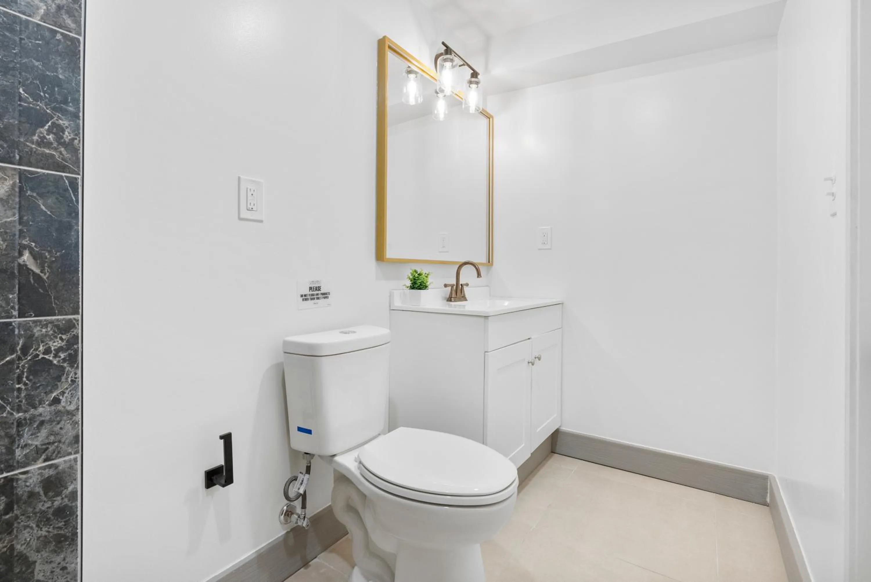 Toilet in Urban Oasis Ed Sheeran Vibes 15 Mins Away