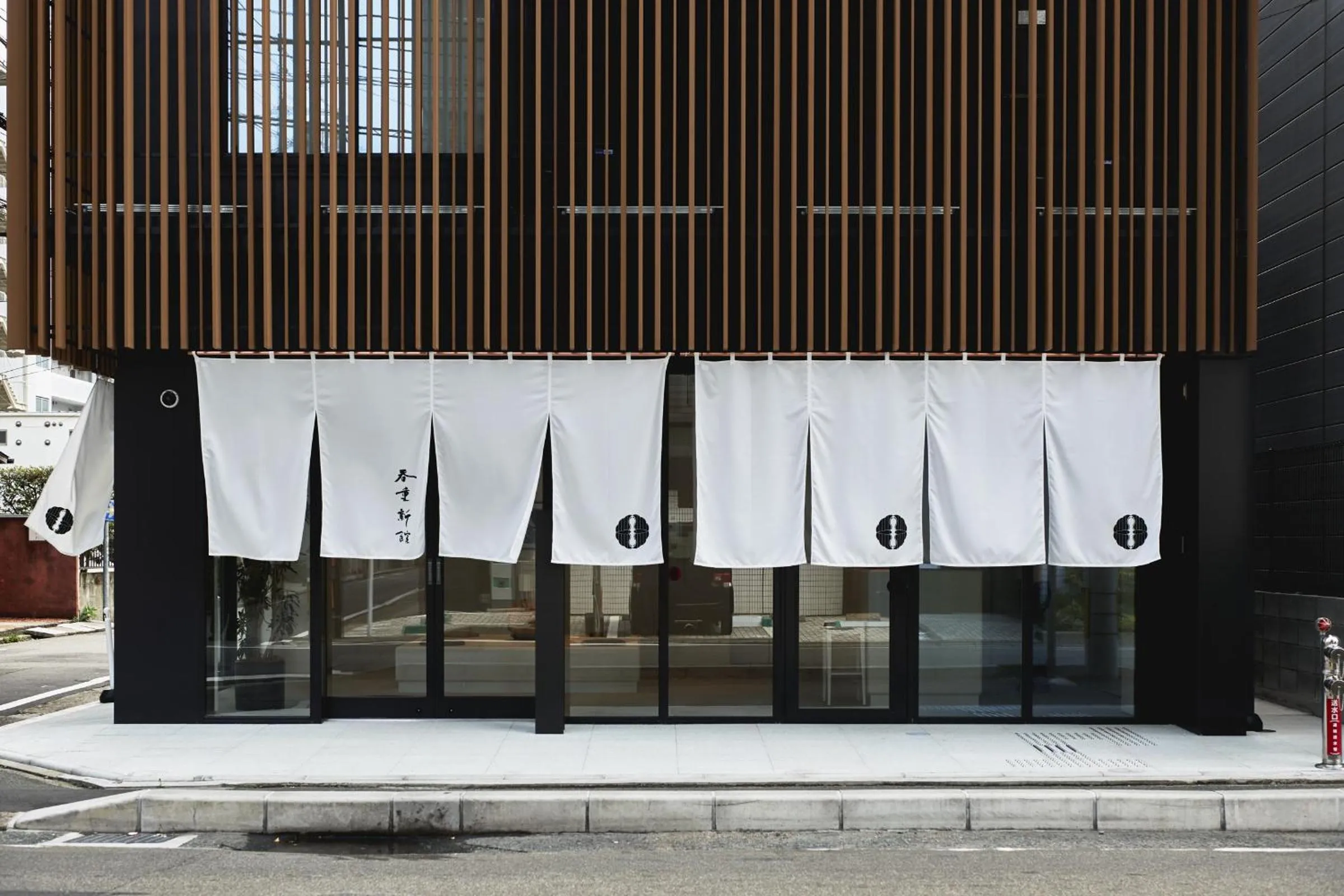 Facade/entrance in THE HOTELS HAKATA Harushige SHINKAN