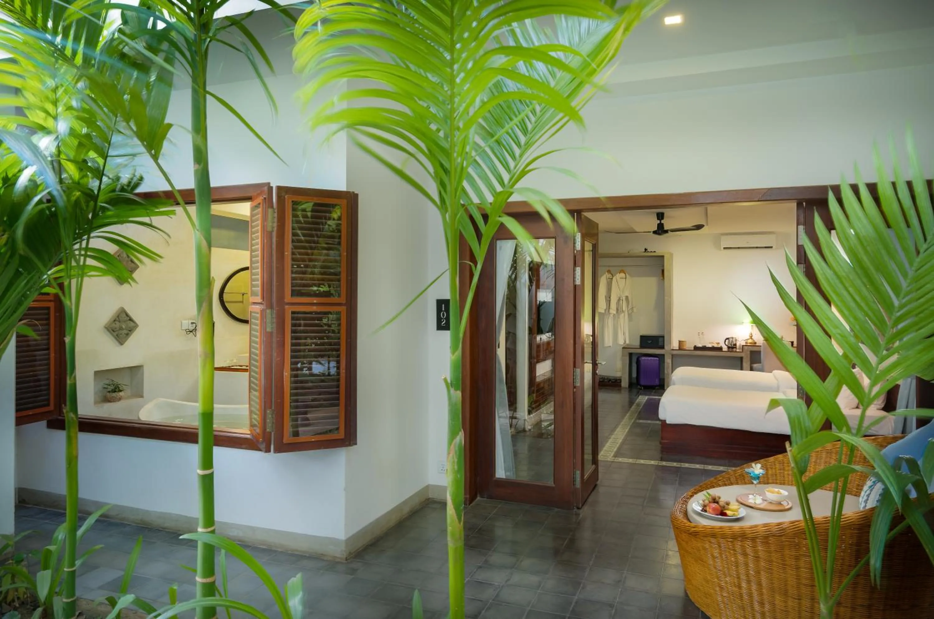 View (from property/room), Bed in Bopha Watbo Residence