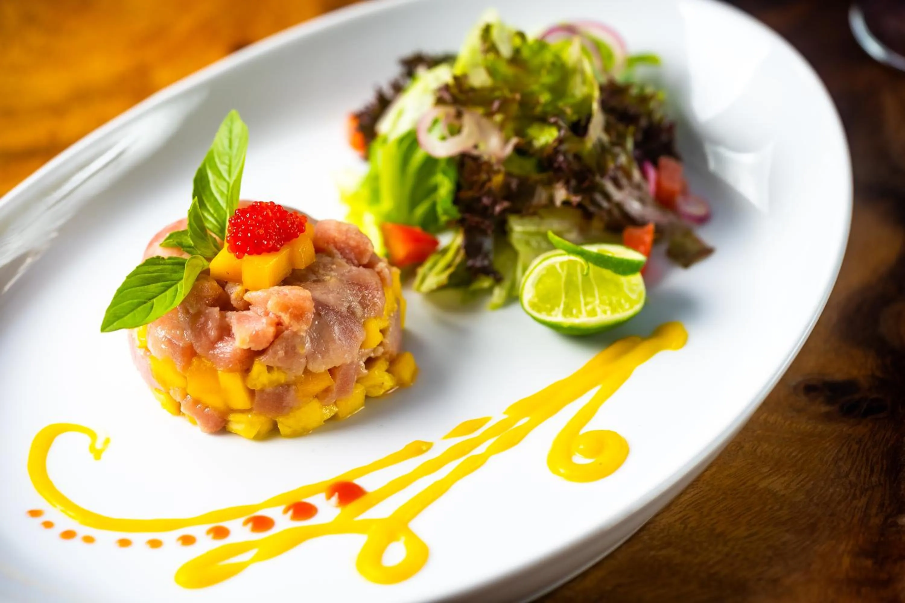 Food in Bopha Watbo Residence