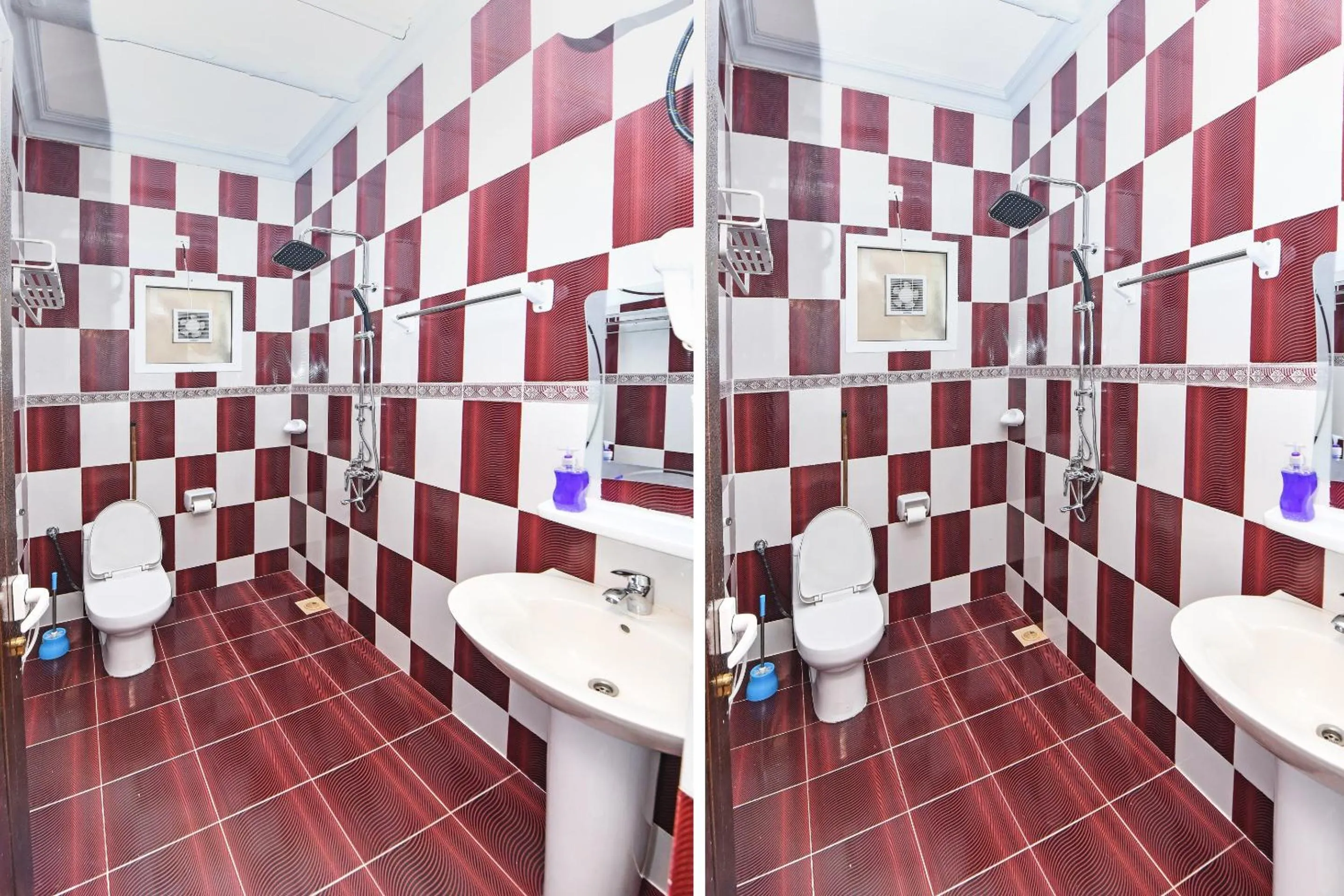 Bathroom in OYO 138 Gulf Sand Motel