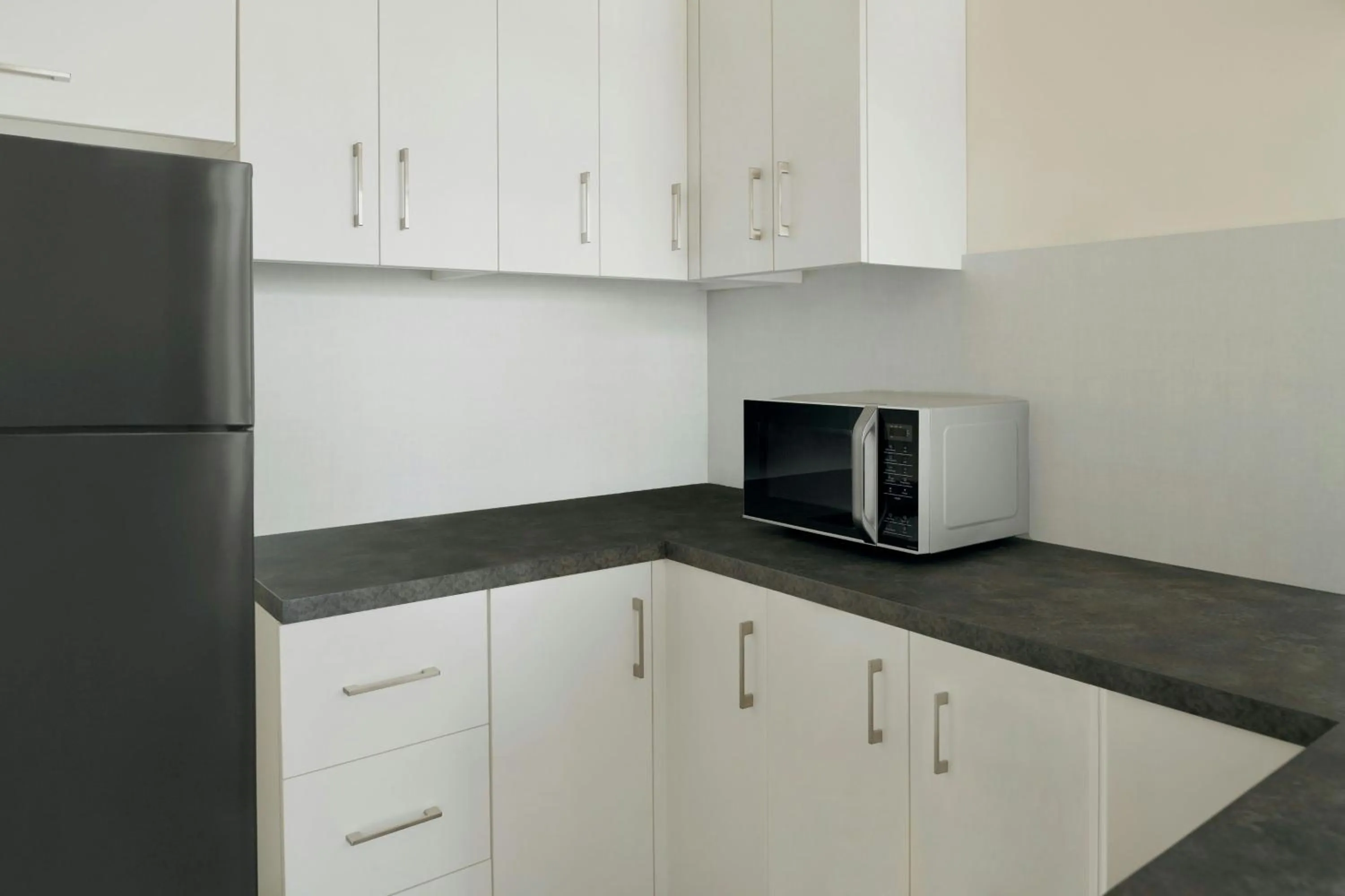 Kitchen or kitchenette in Delta Hotels by Marriott City Center Doha