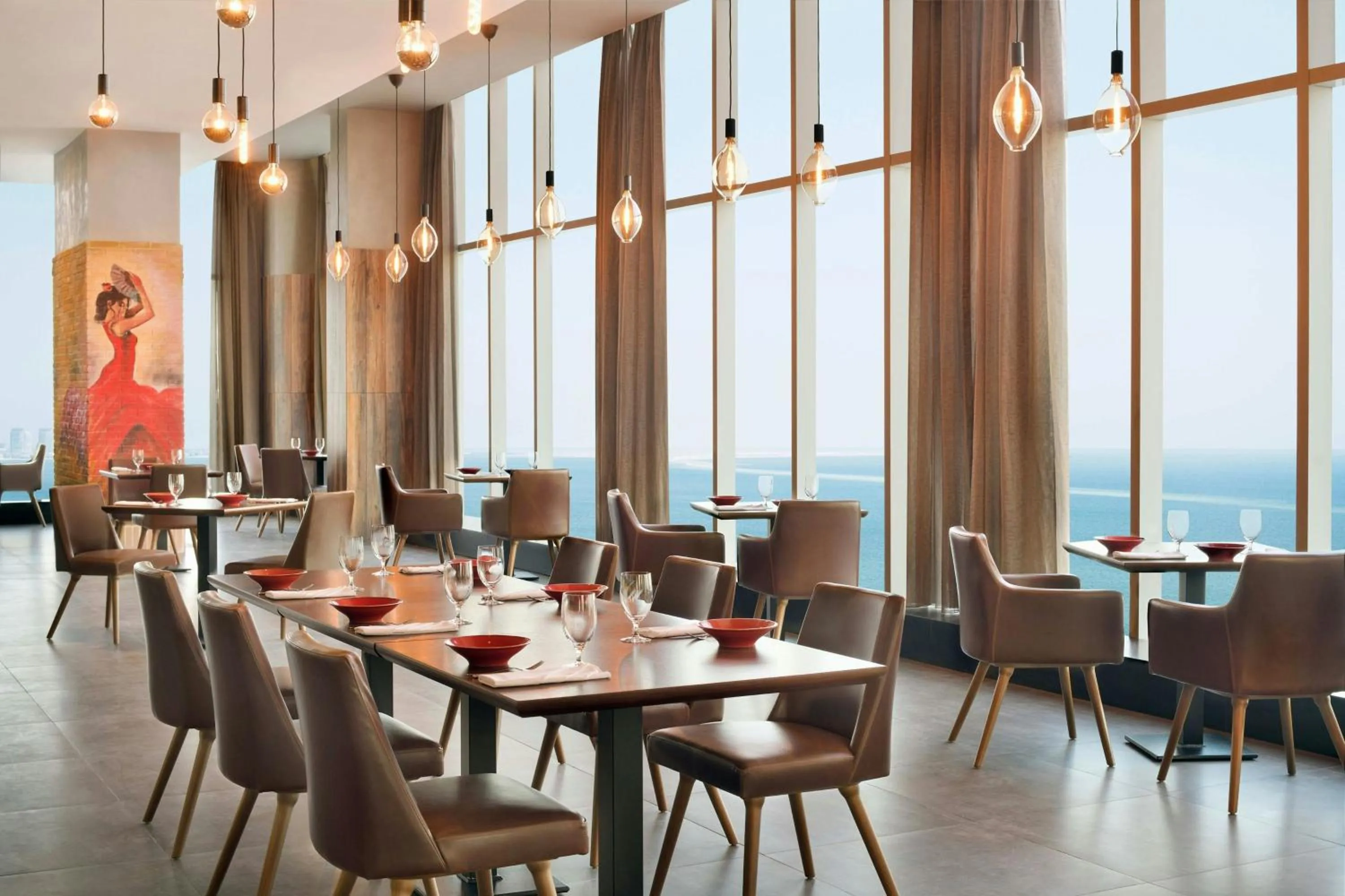 Lounge or bar in Delta Hotels by Marriott City Center Doha