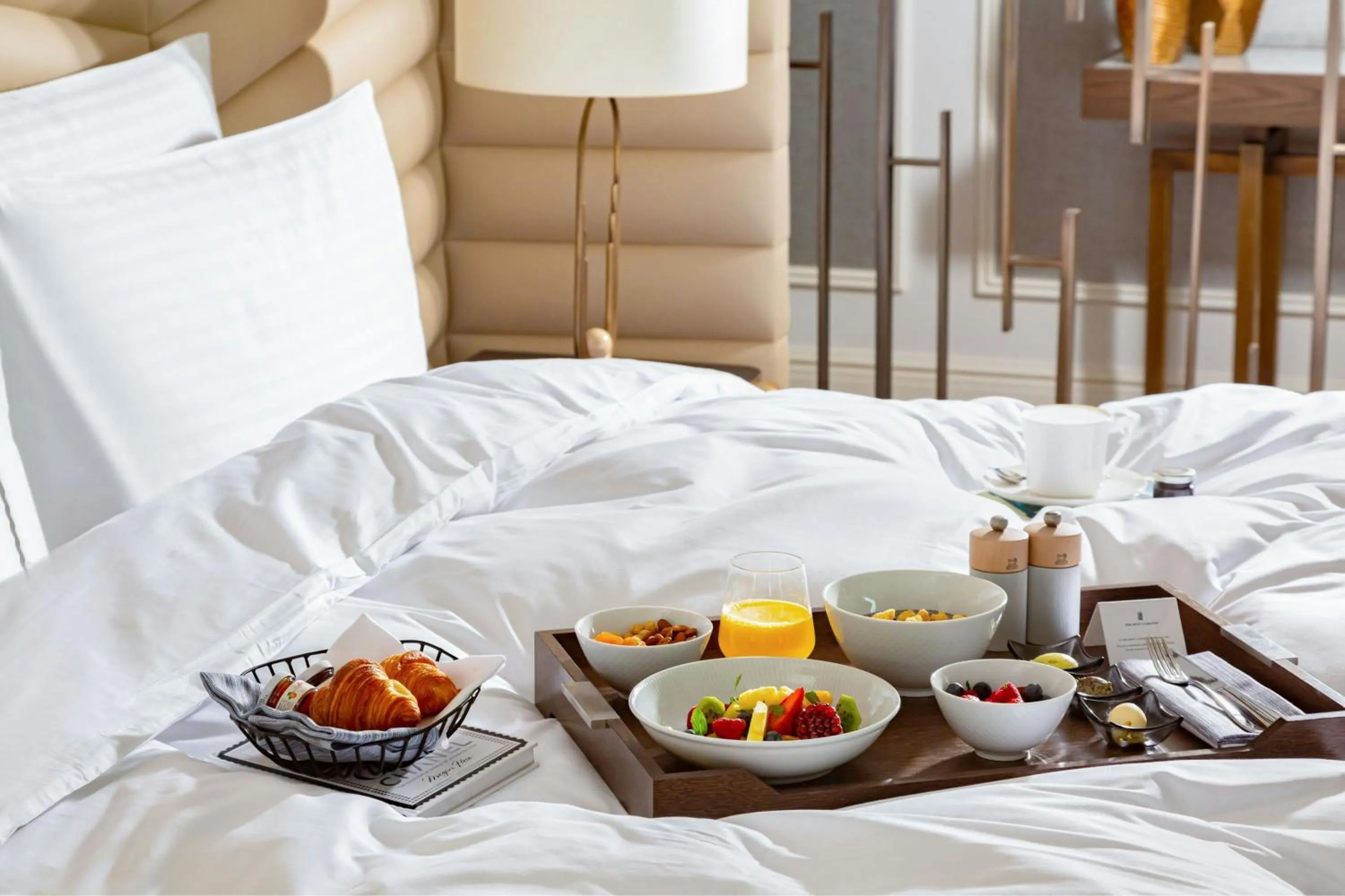 Breakfast, Bed in The Ritz-Carlton, Baku