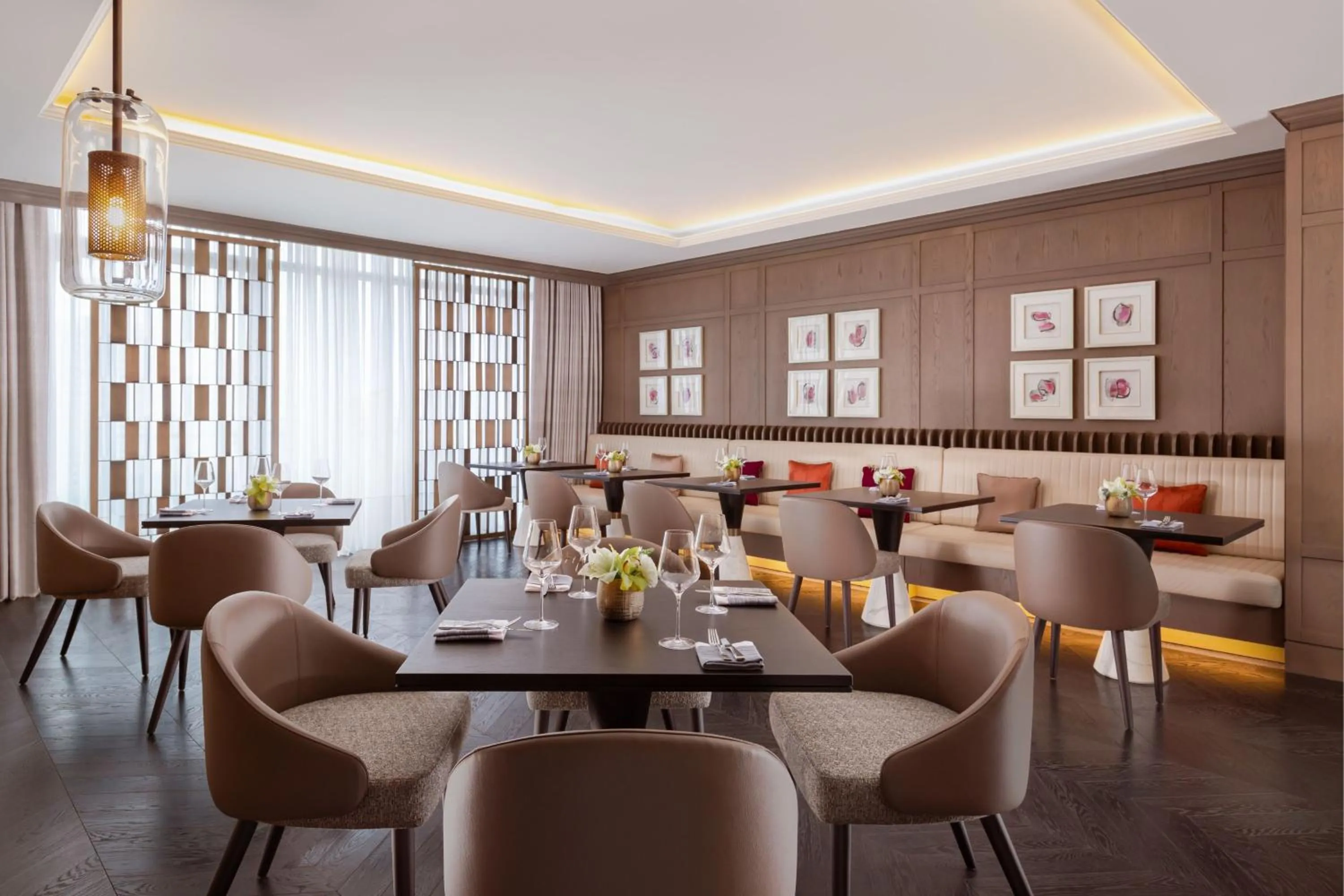 Lounge or bar in The Ritz-Carlton, Baku