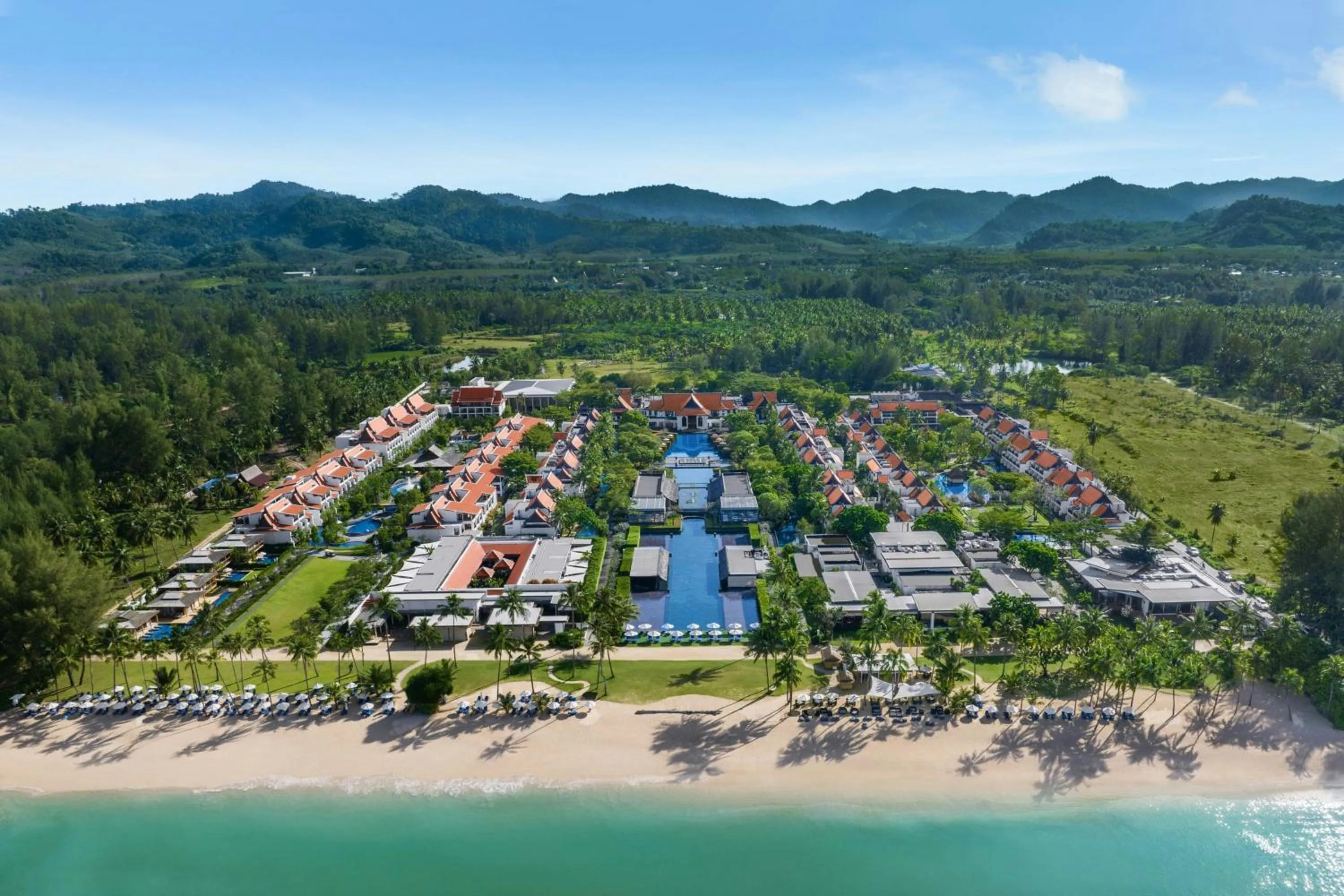 Property building in Marriott Vacation Club, Khao Lak Beach Resort
