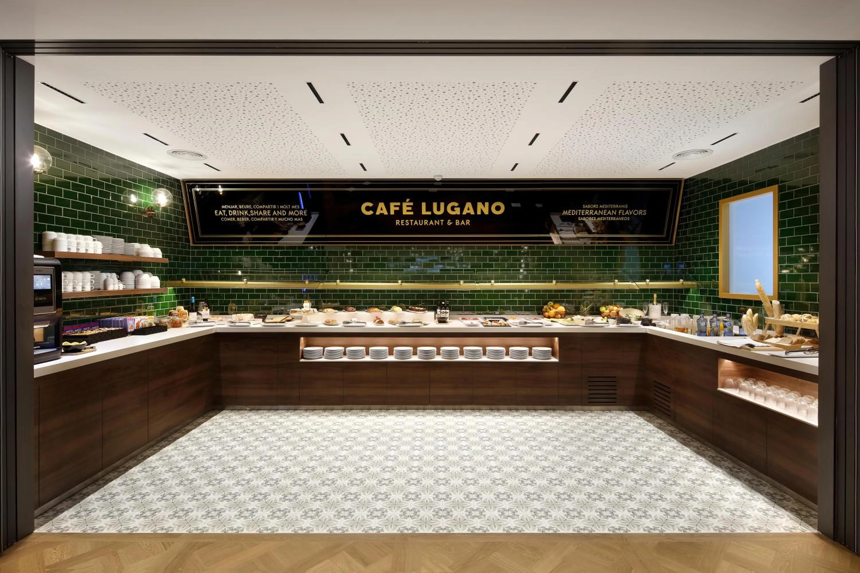 Restaurant/places to eat in HCC St. Moritz