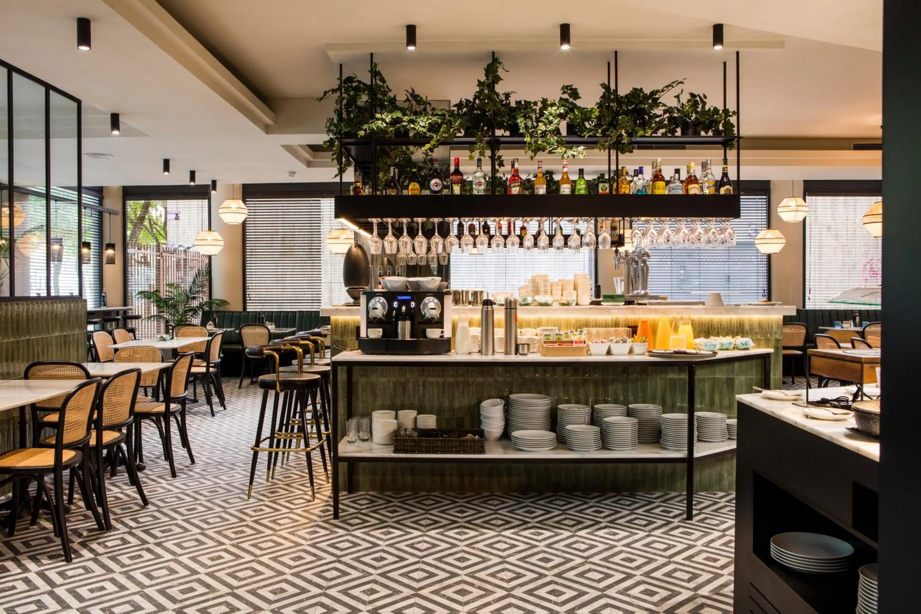 Restaurant/places to eat in Acta CITY47