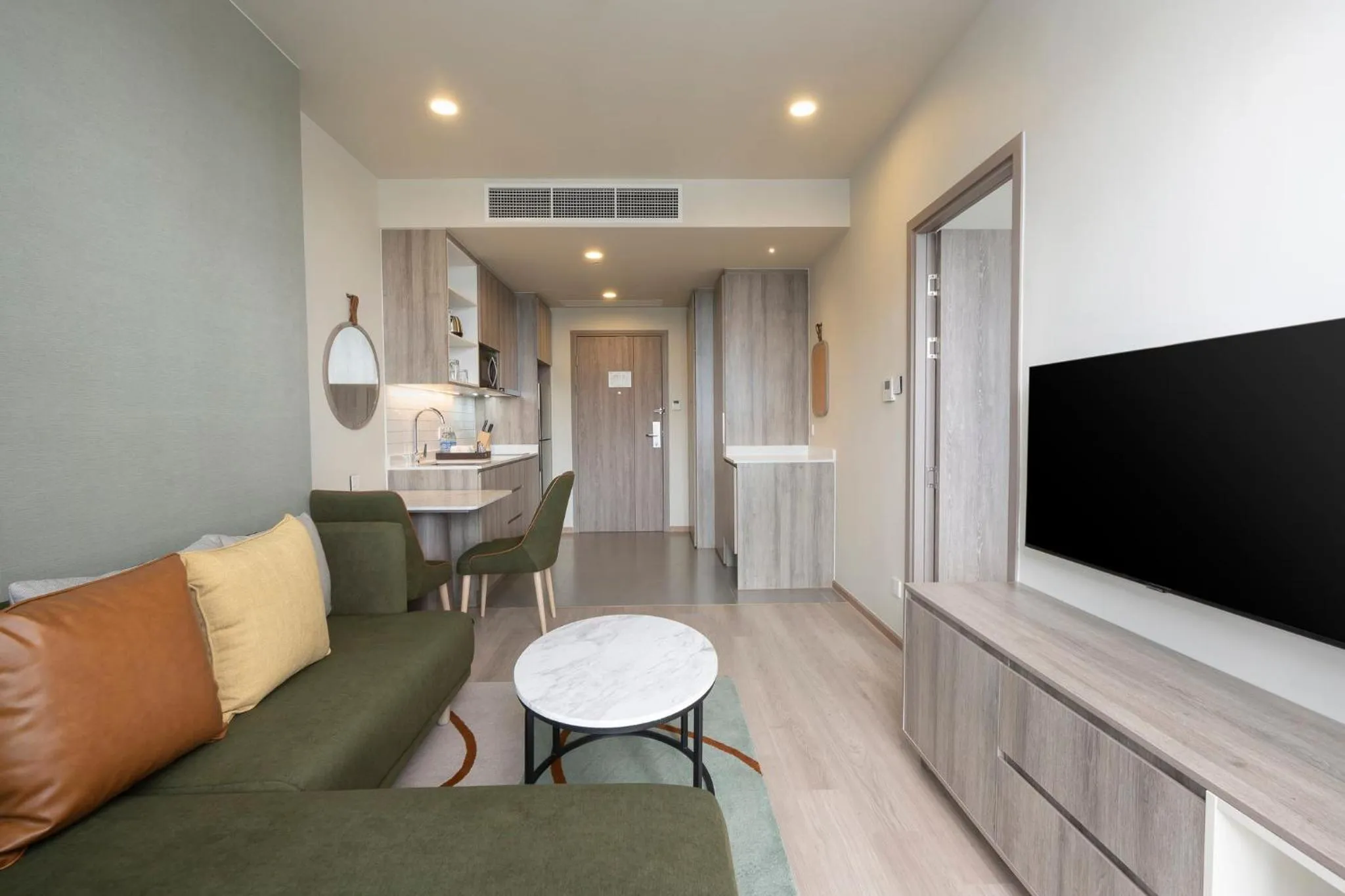 Photo of the whole room in Staybridge Suites Bangkok Sukhumvit by IHG