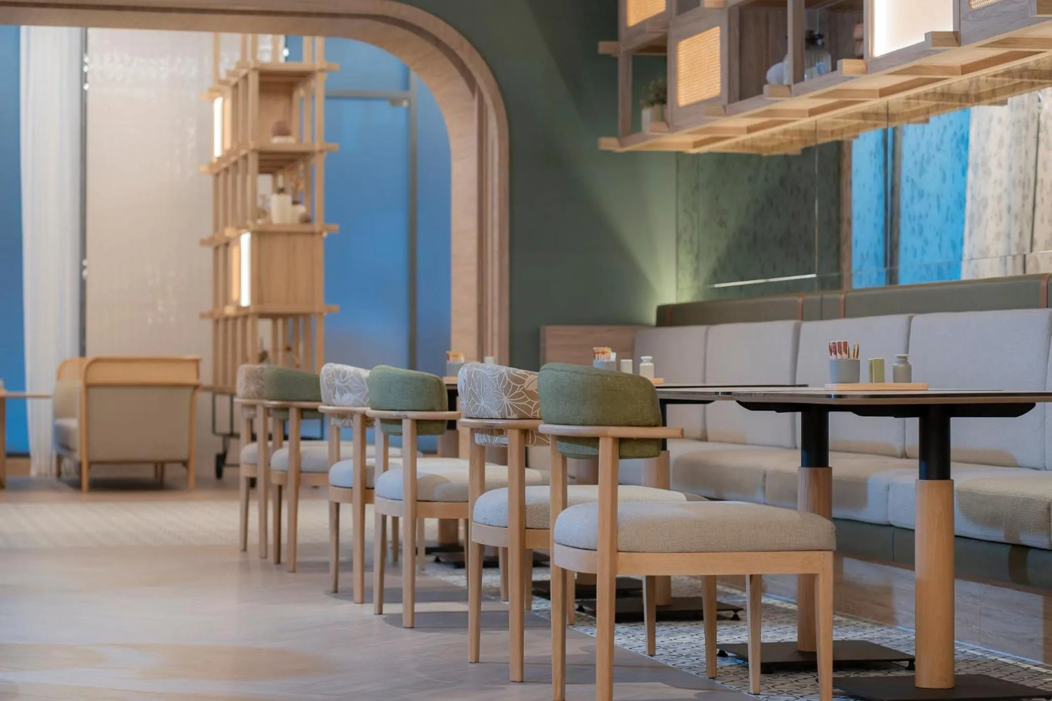 Restaurant/places to eat in Staybridge Suites Bangkok Sukhumvit by IHG