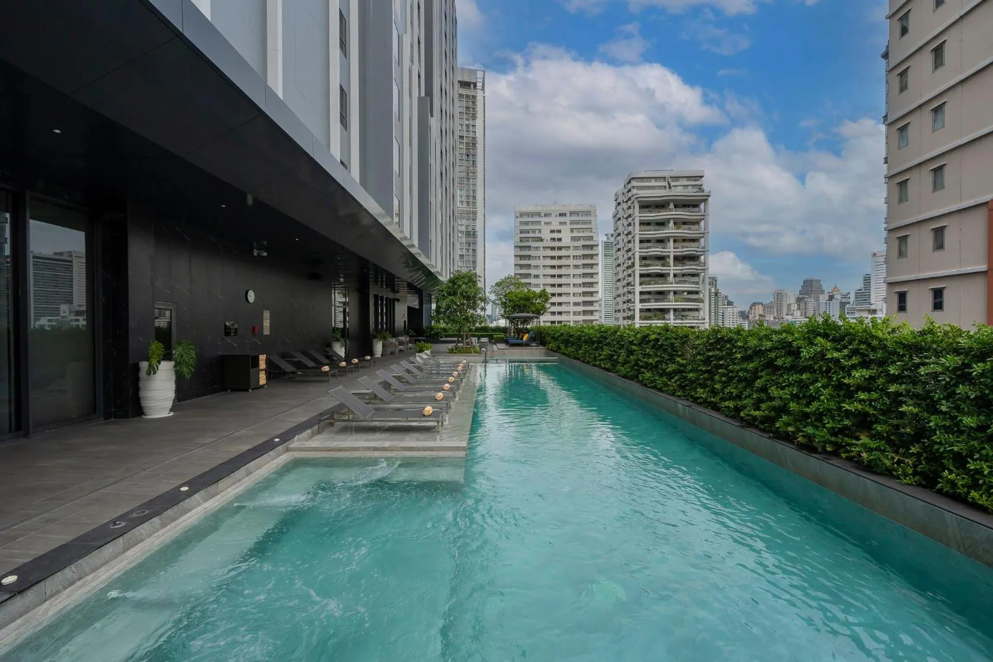 Swimming pool in Staybridge Suites Bangkok Sukhumvit by IHG