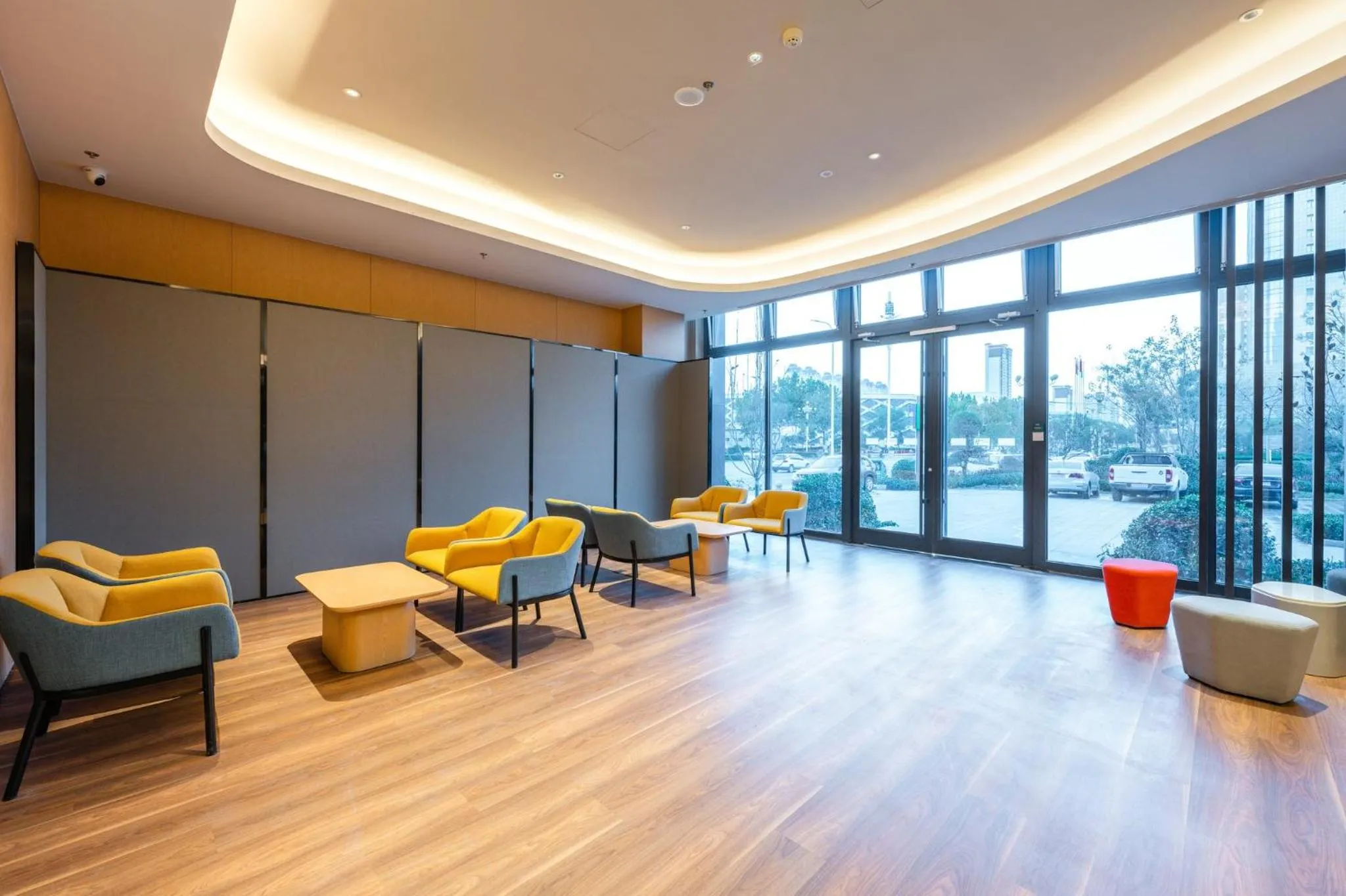 Property building in Holiday Inn Express Xinji City Center by IHG