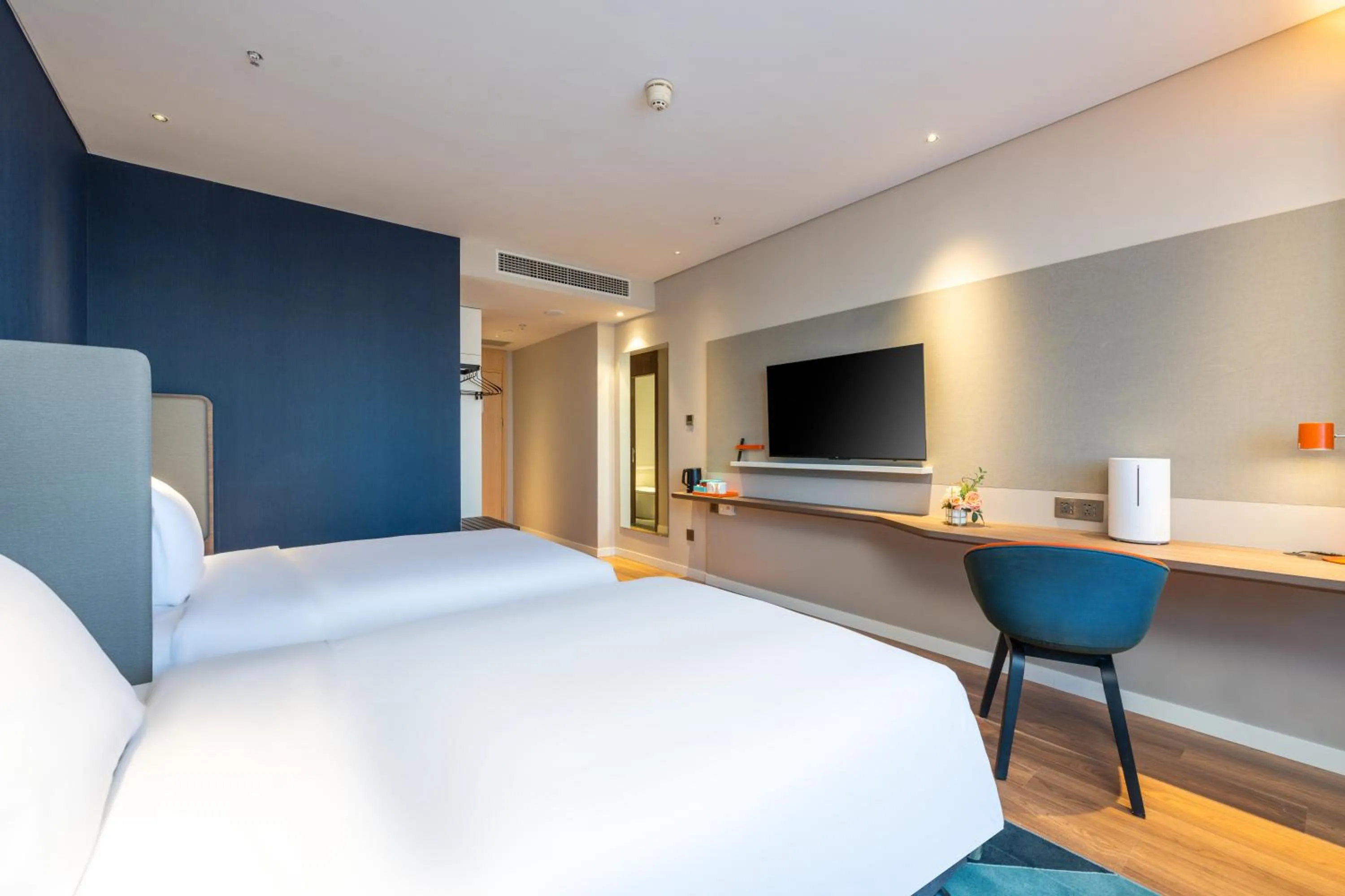 Bedroom, Bed in Holiday Inn Express Xinji City Center by IHG