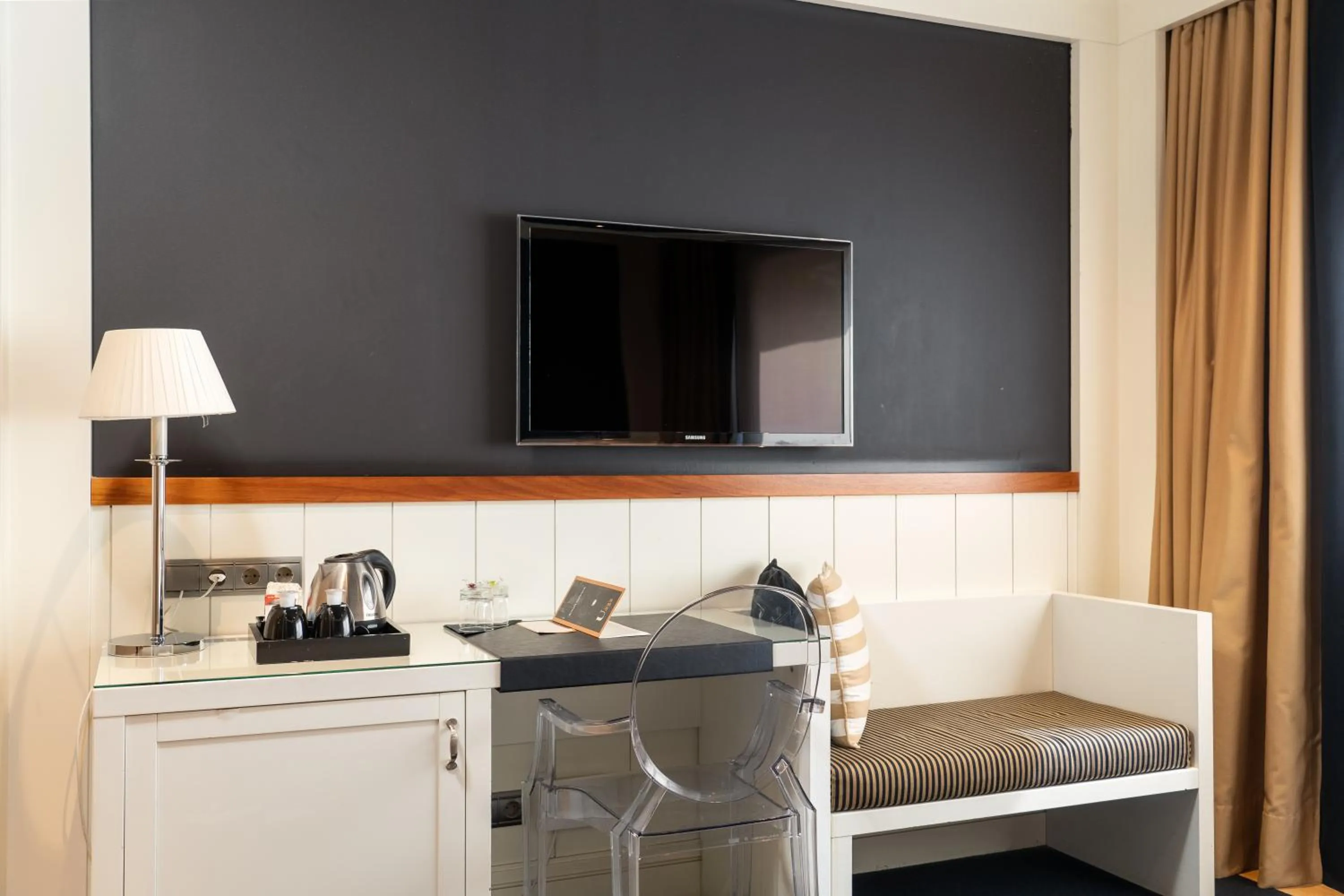 TV and multimedia in U232 Hotel