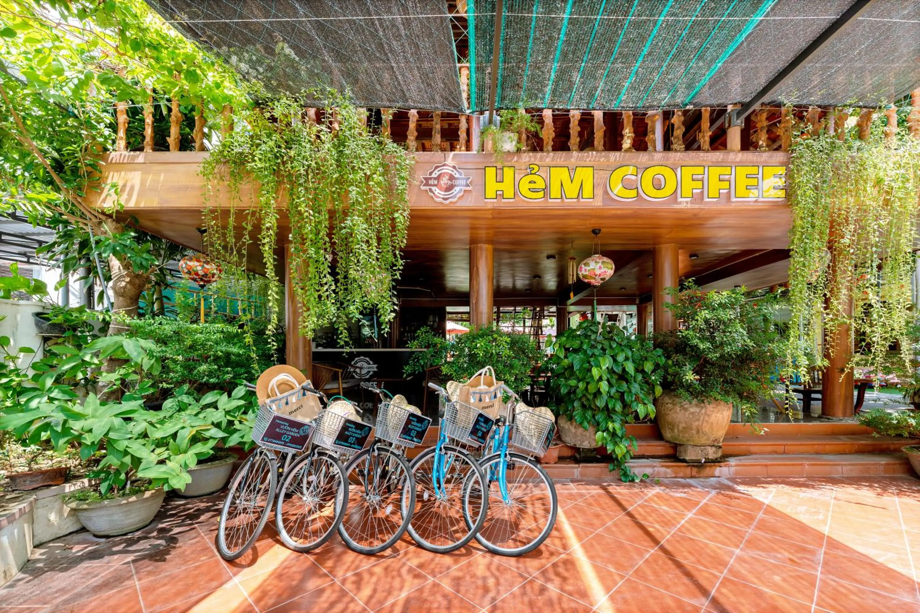 Cycling in Alley Garden Homestay Hoi An