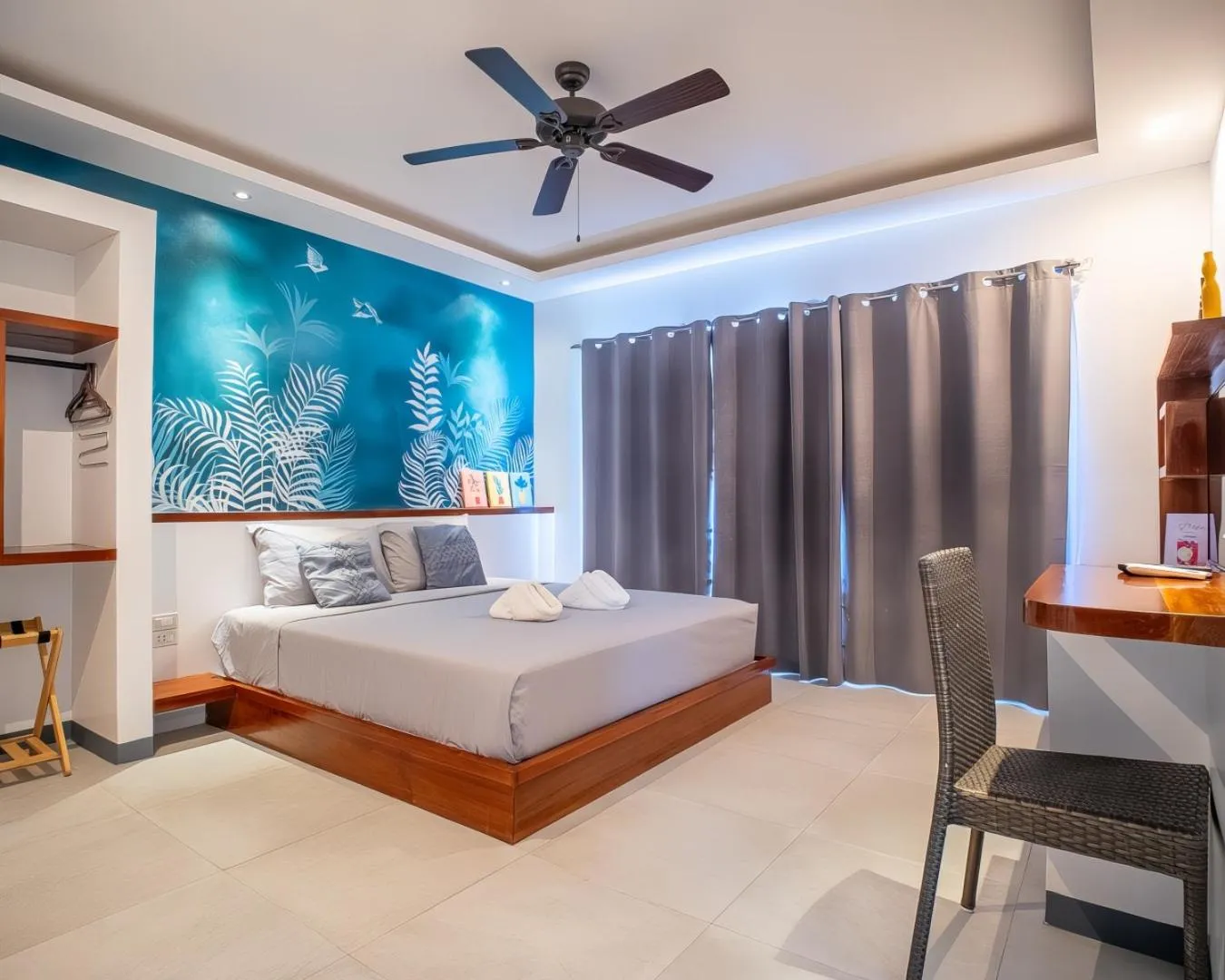 Bed in Yellow Mango Resort Bohol