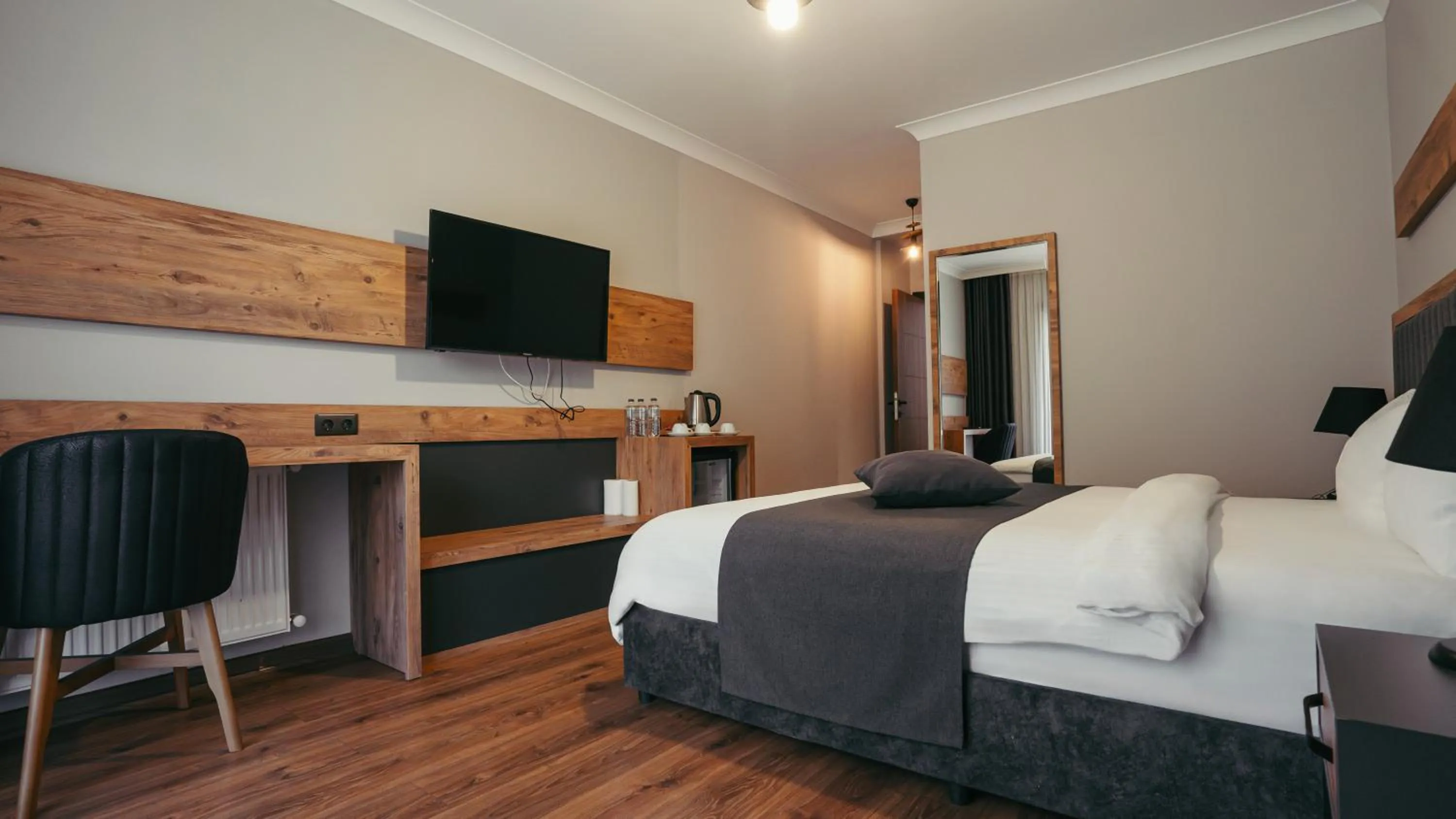 Photo of the whole room, Bed in PAZARCIK MOUNTAIN HOTEL