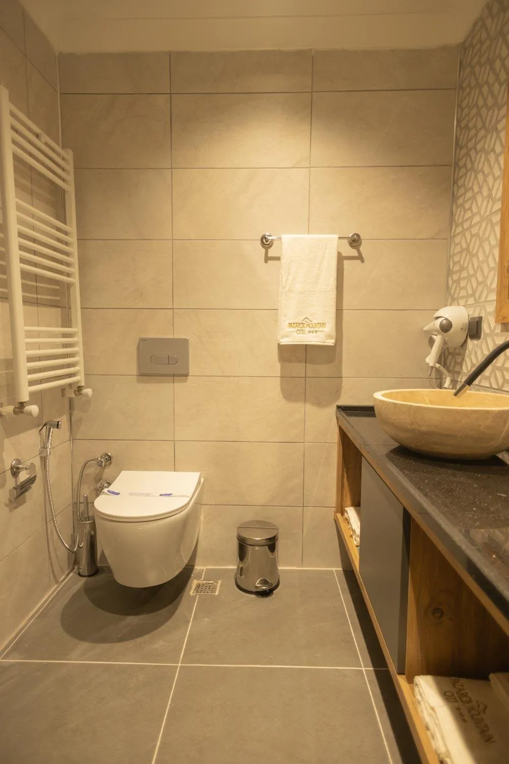 Toilet in PAZARCIK MOUNTAIN HOTEL