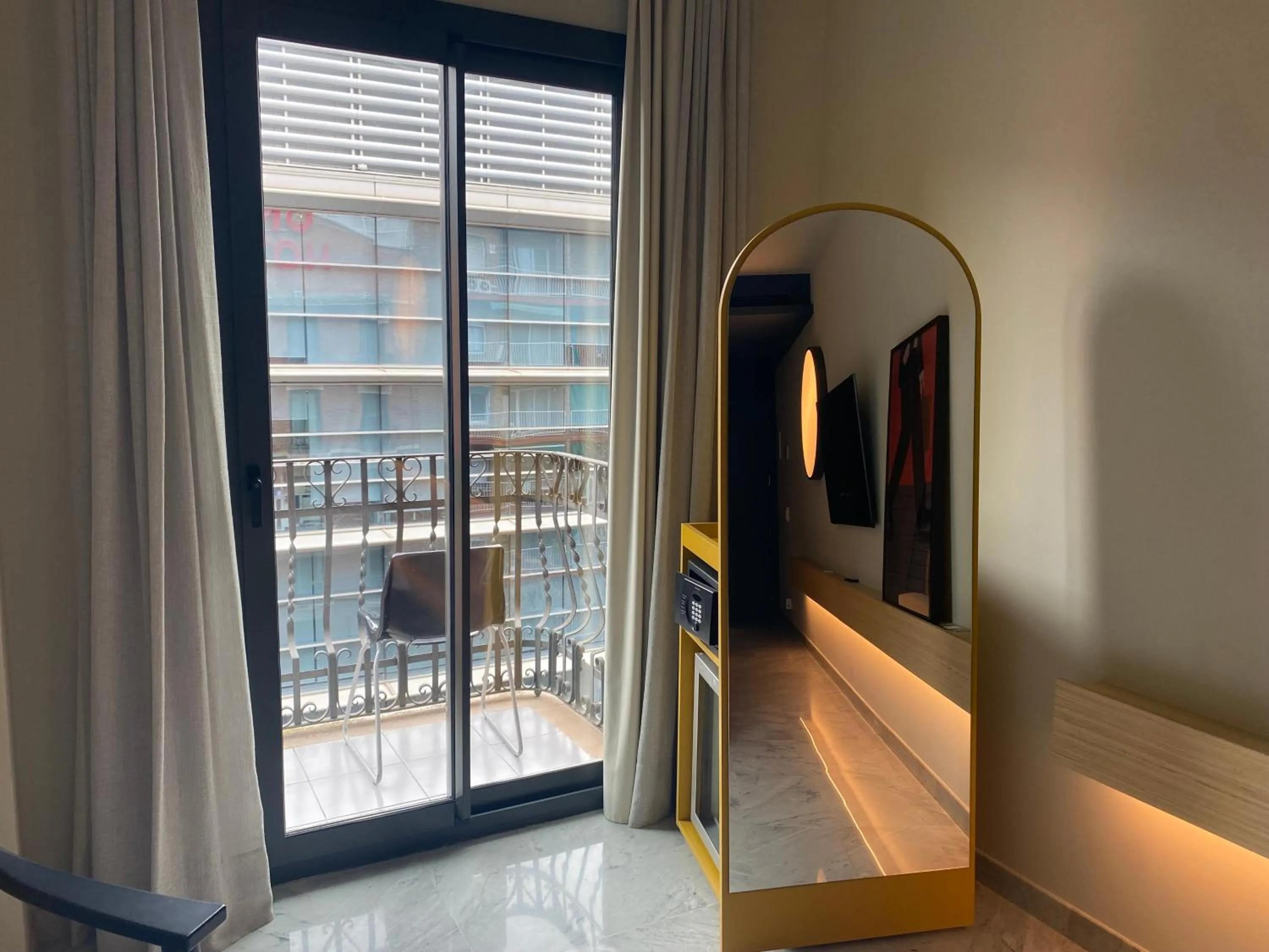 Decorative detail in Onix Fira