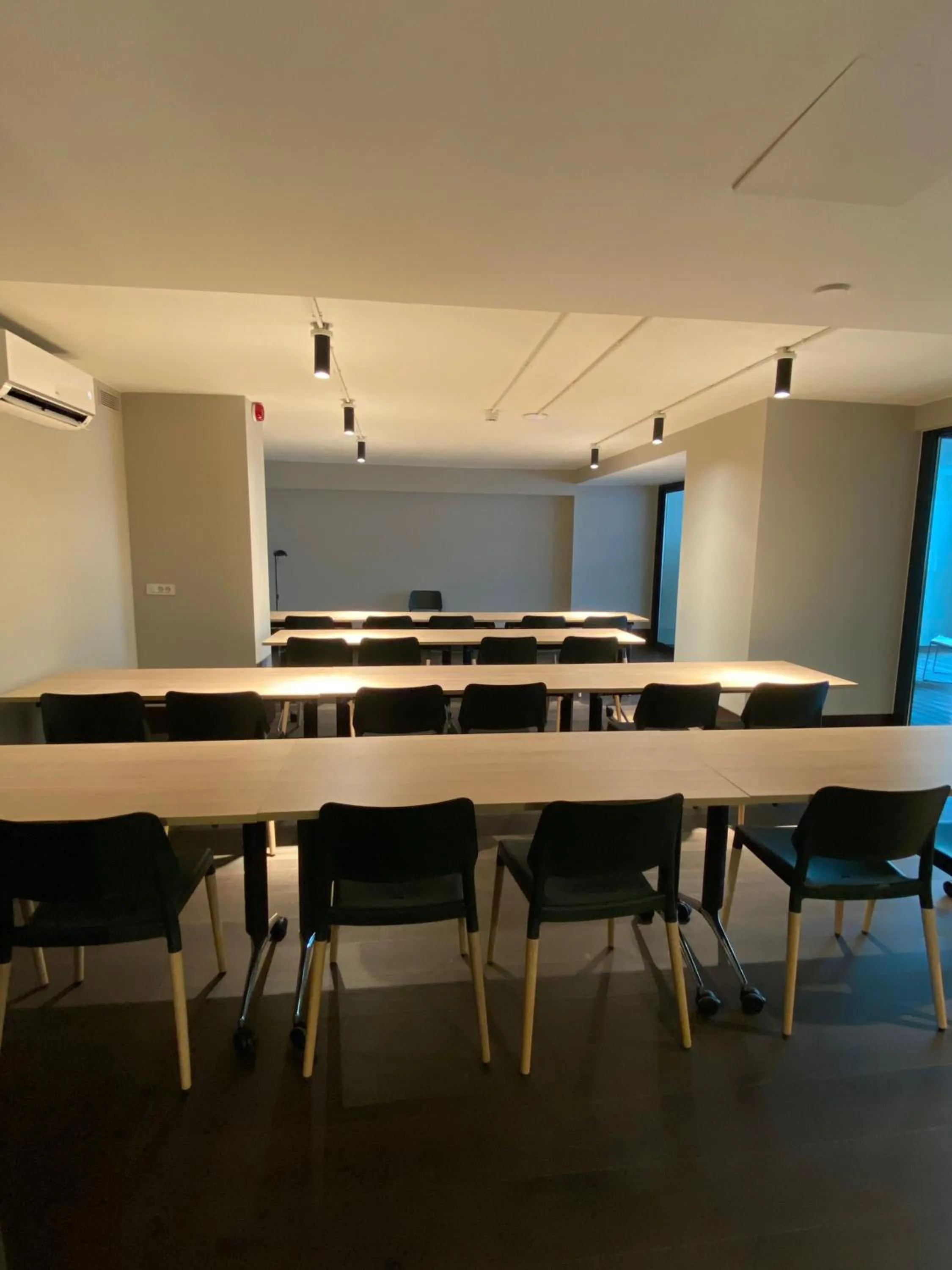 Meeting/conference room in Onix Fira