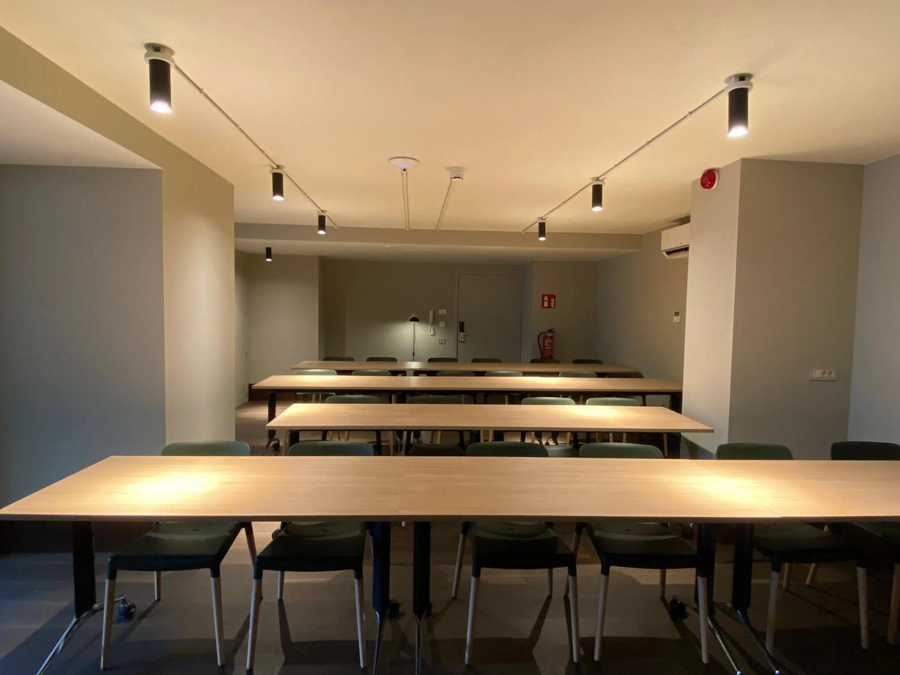 Meeting/conference room in Onix Fira