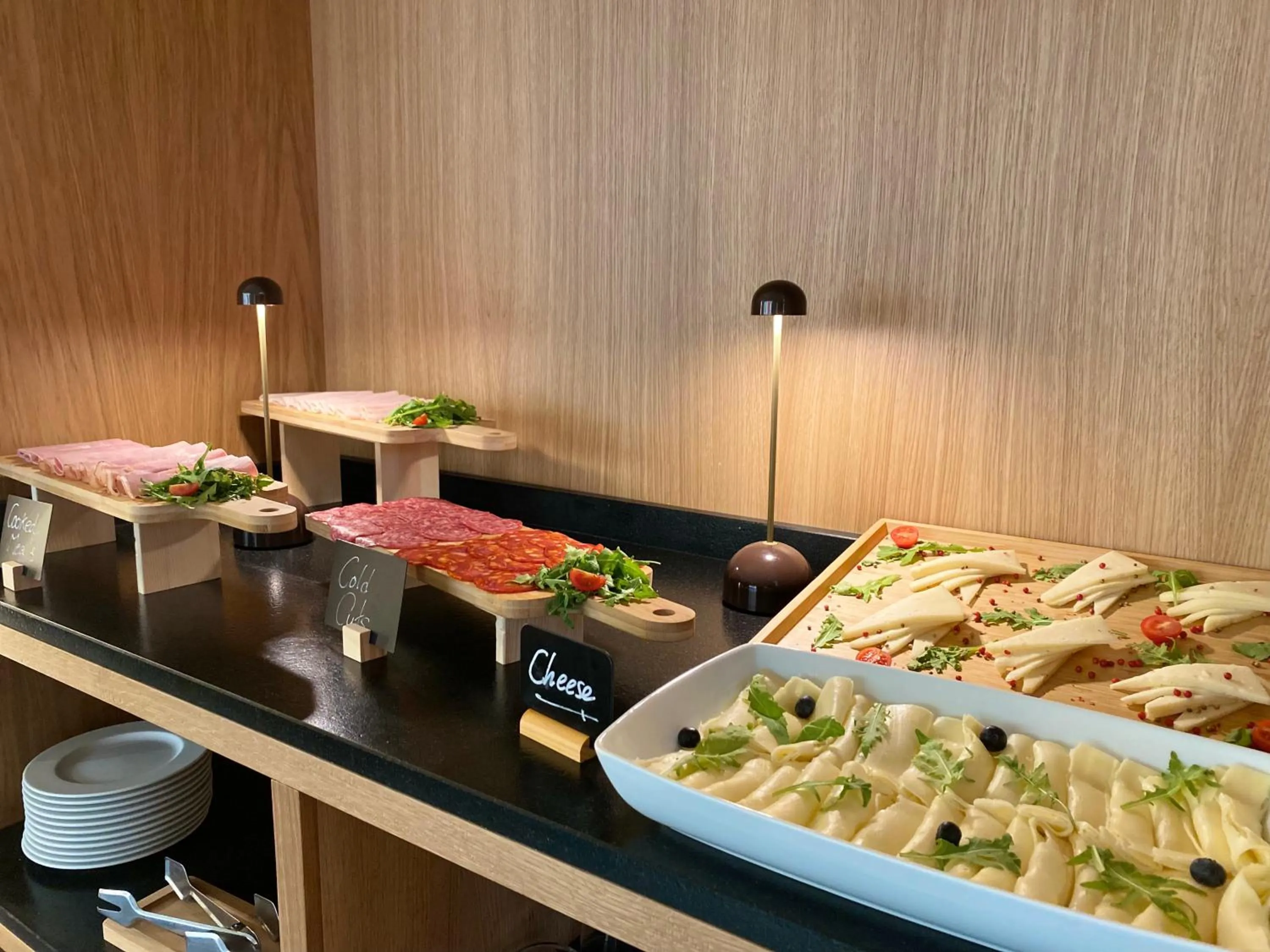 Breakfast in Onix Fira