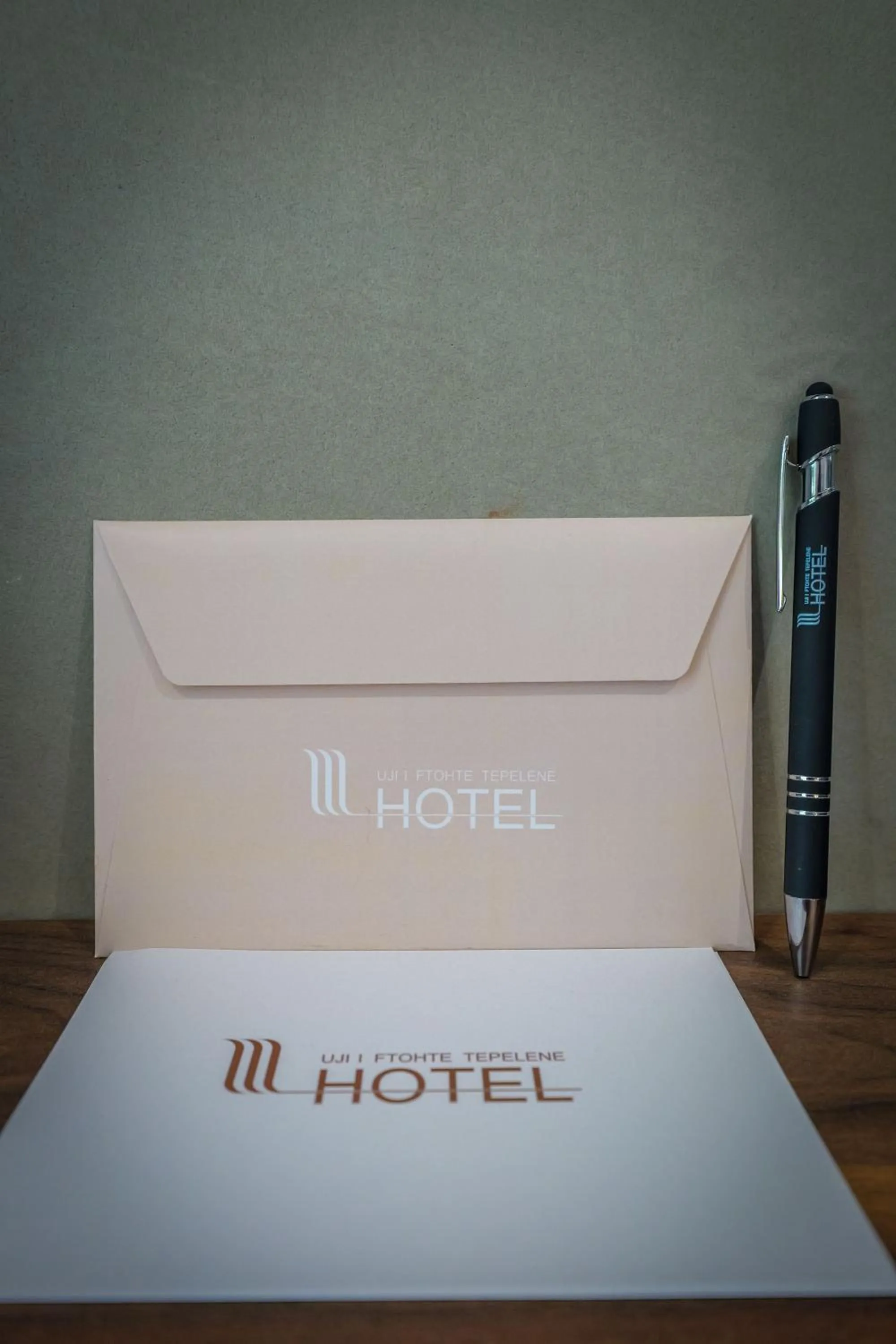 Property logo or sign, Bed in Hotel Uji Ftohte Tepelene