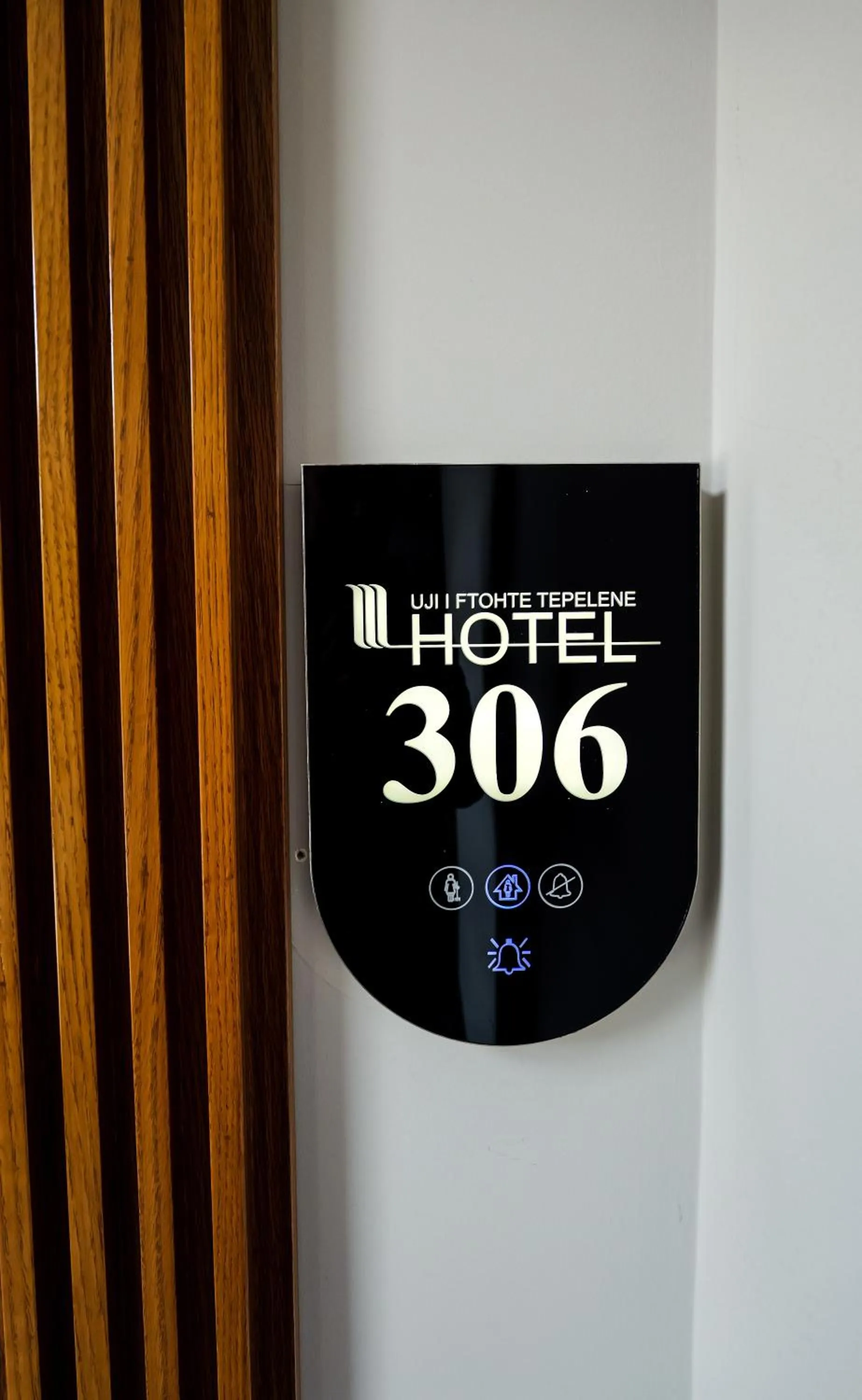 Logo/Certificate/Sign in Hotel Uji Ftohte Tepelene