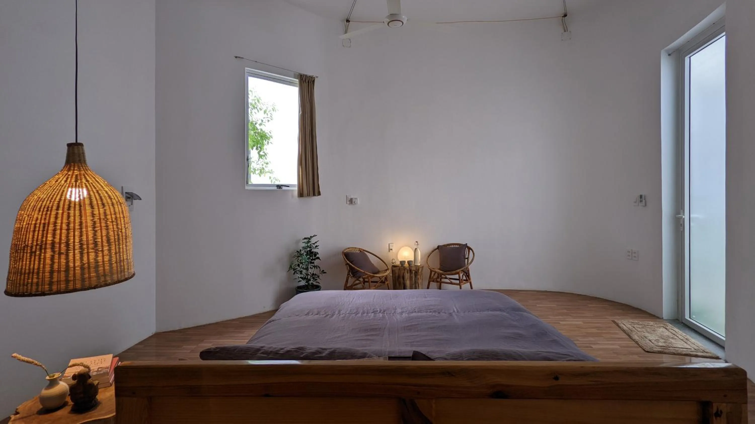 Photo of the whole room, Bed in Metta Homestay Hue