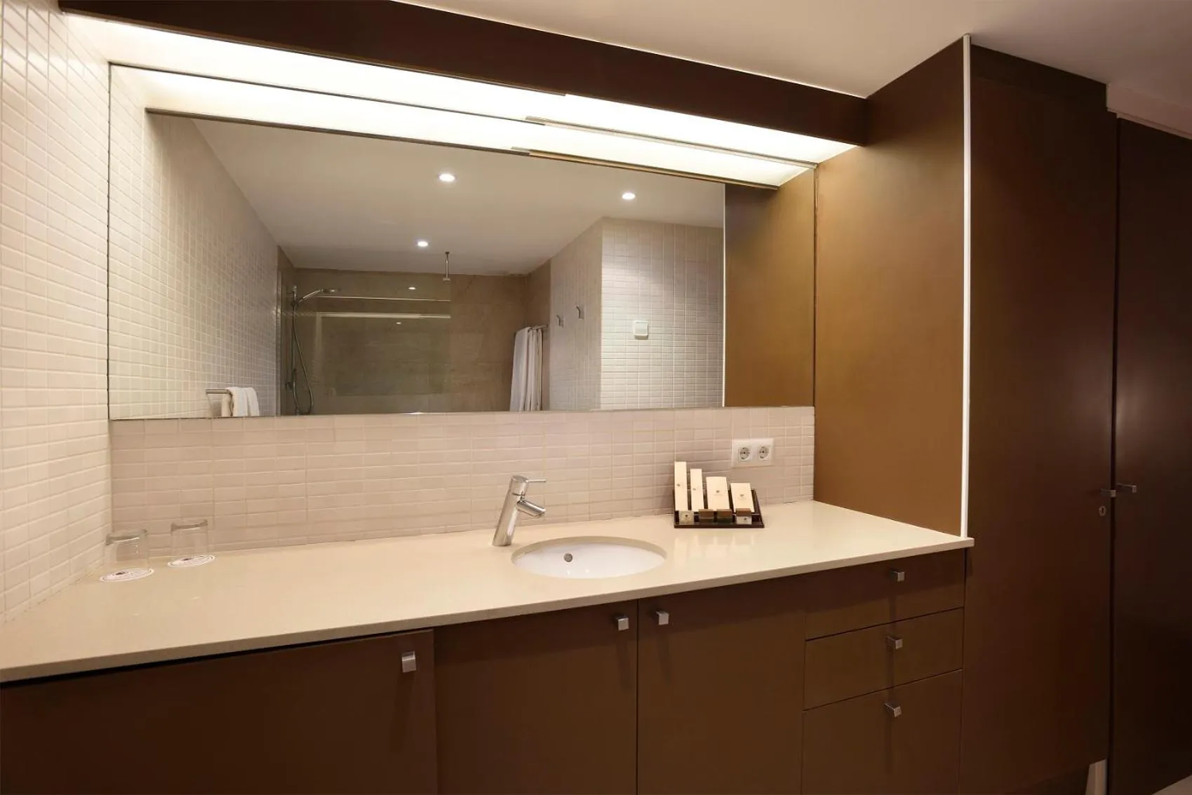 Bathroom in Guitart Grand Passage