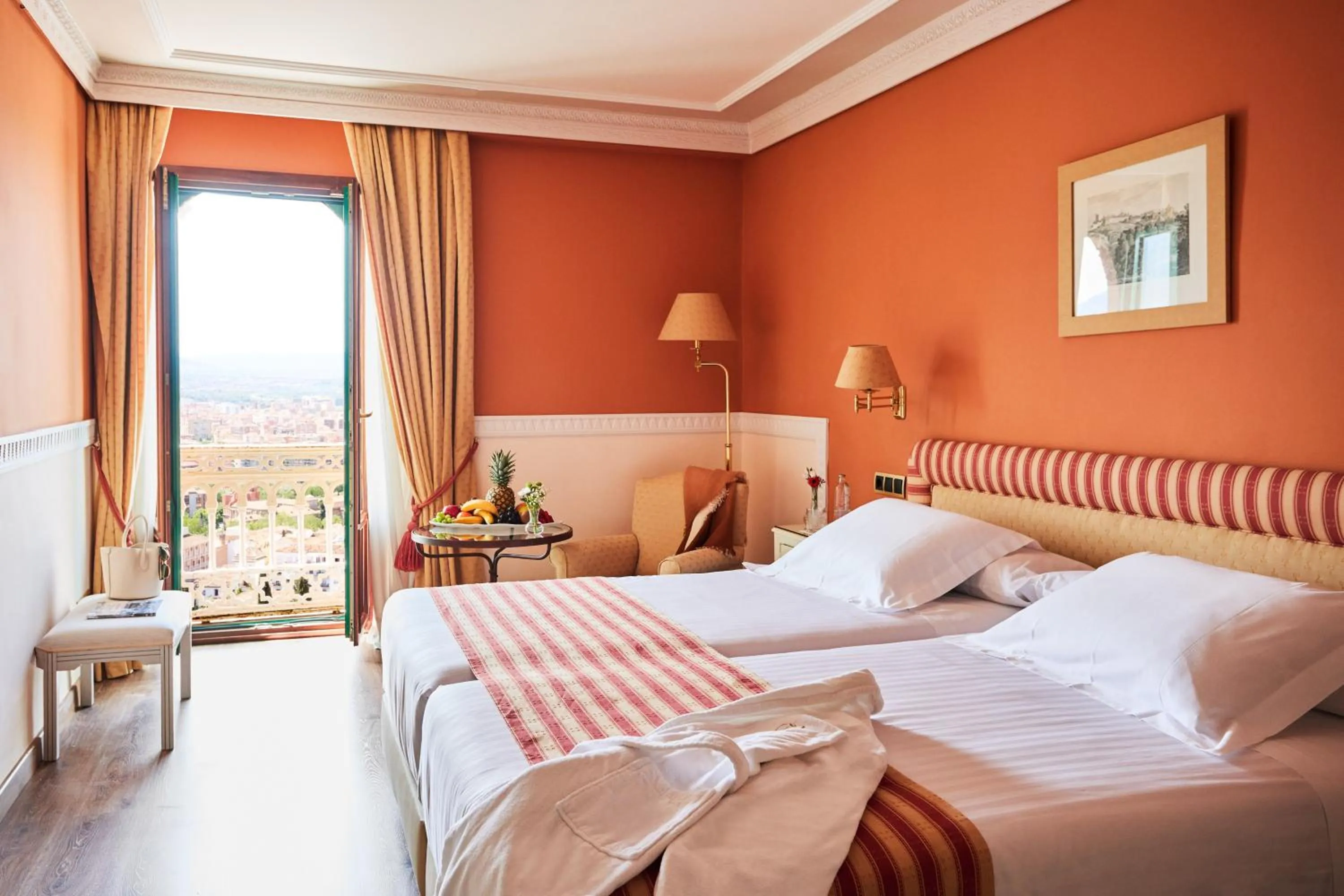 Other, Bed in Alhambra Palace Hotel