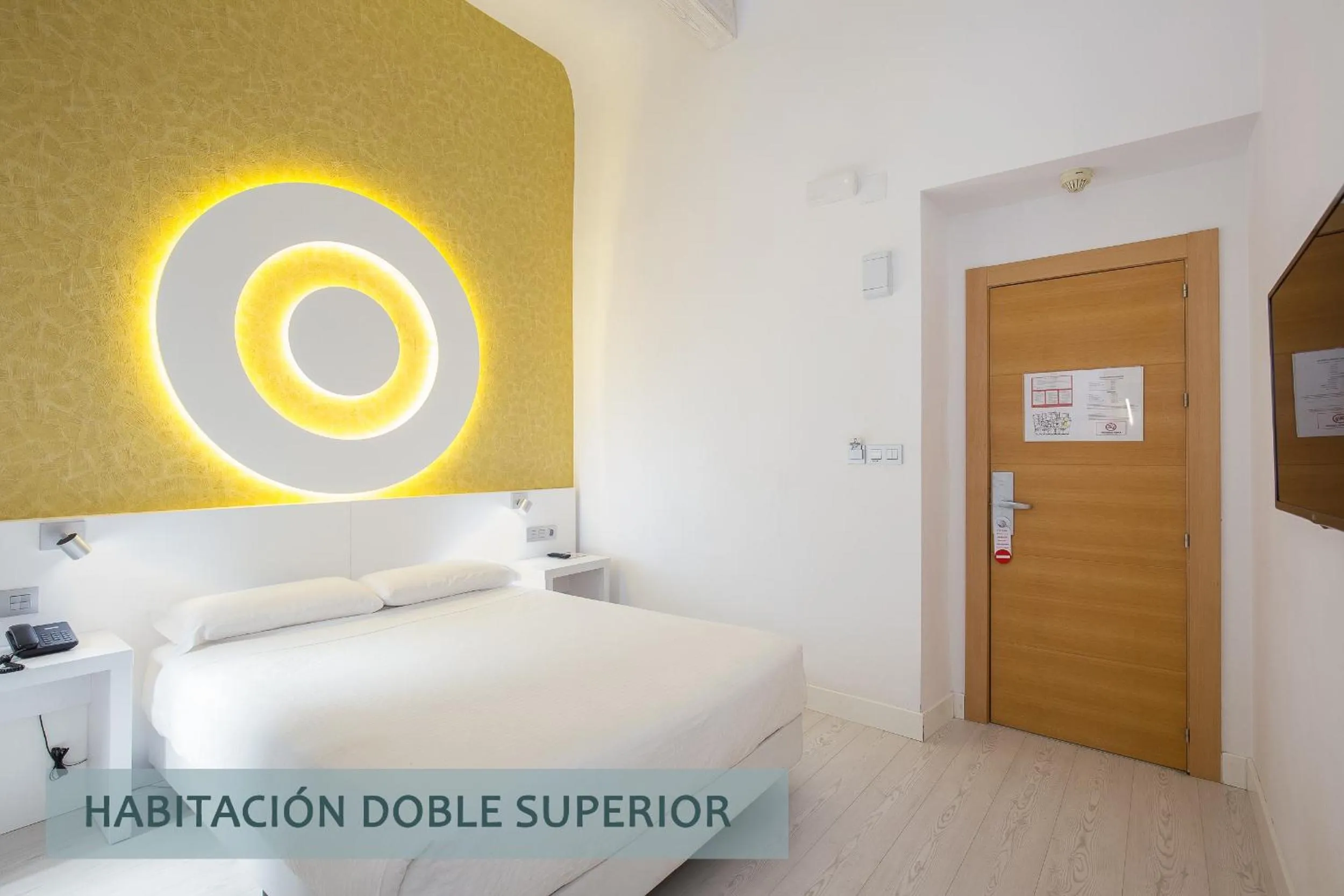 Bed in Atenas Granada