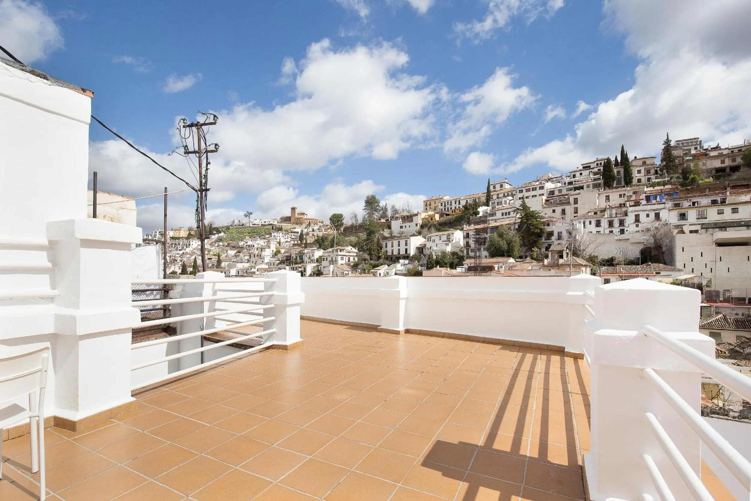 Photo of the whole room in Atenas Granada