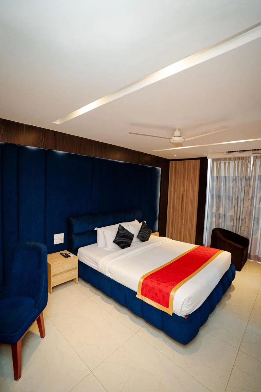 Bed in Royal Raj Hotel
