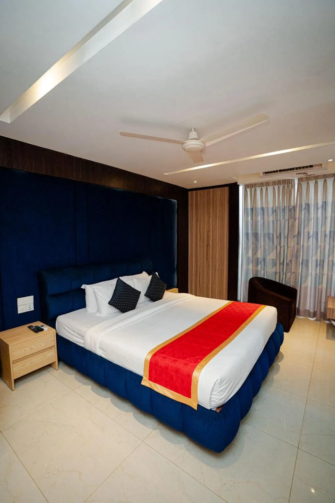 Bed in Royal Raj Hotel