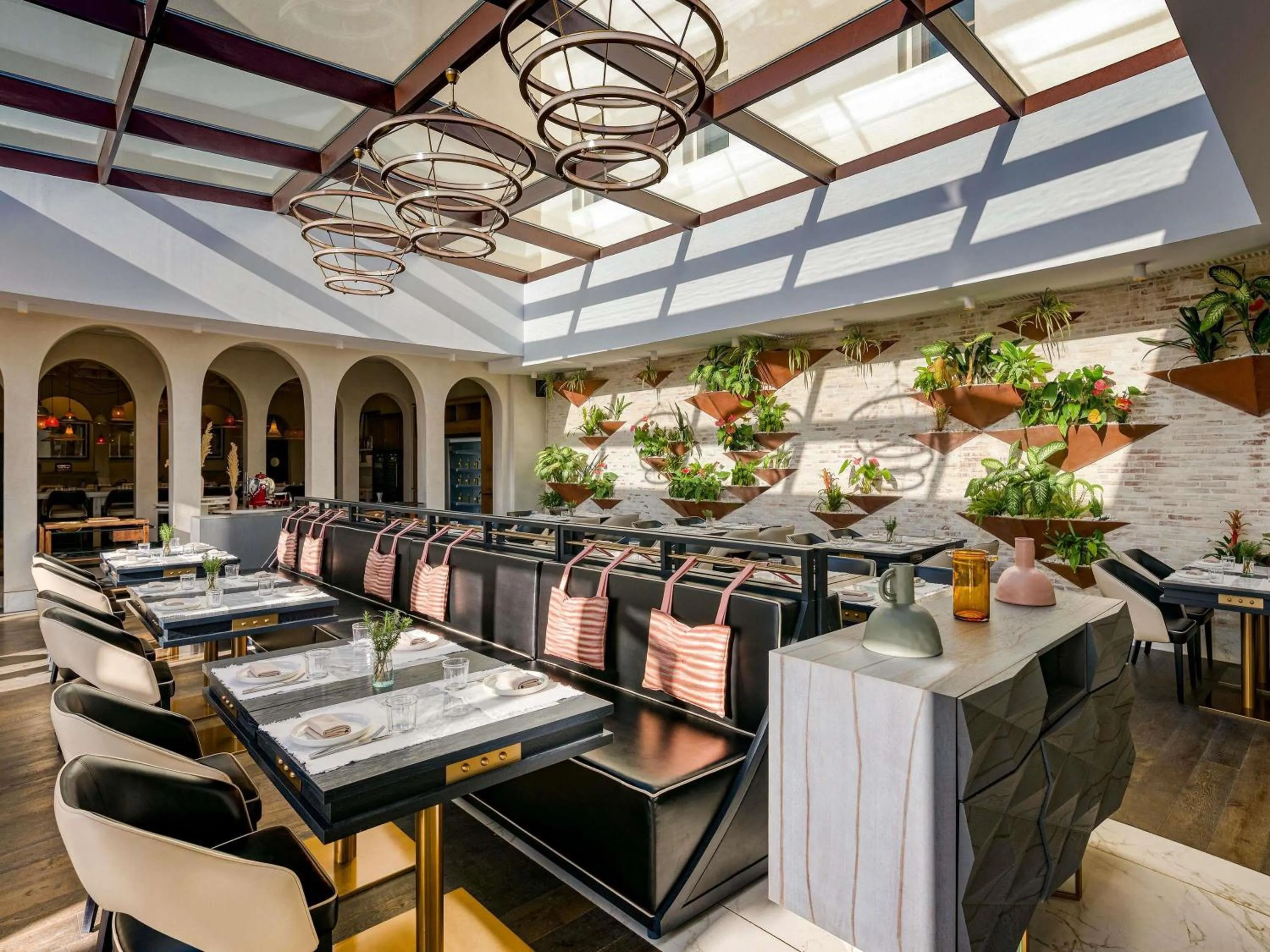 Restaurant/places to eat in Fairmont Tazi Palace Tangier